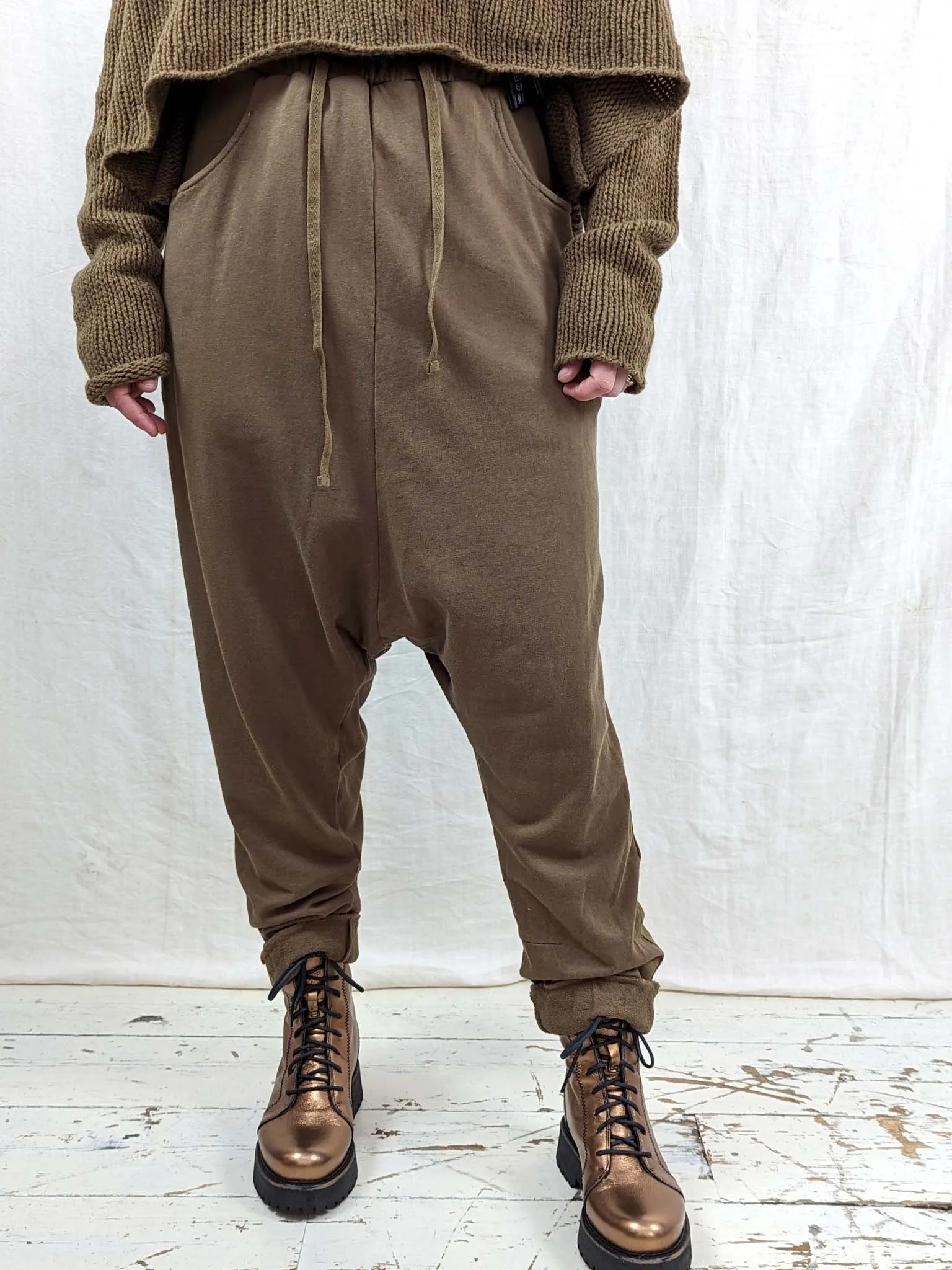 Bootcut shape Tailored Fit Rundholz 3250101 Drop Crotch Trousers - BRONZE