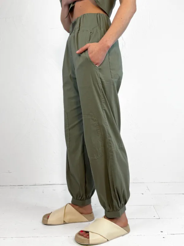 Unrestricted Movement HypoallergenicFabric Lurdes Bergada Cuff Trousers 310