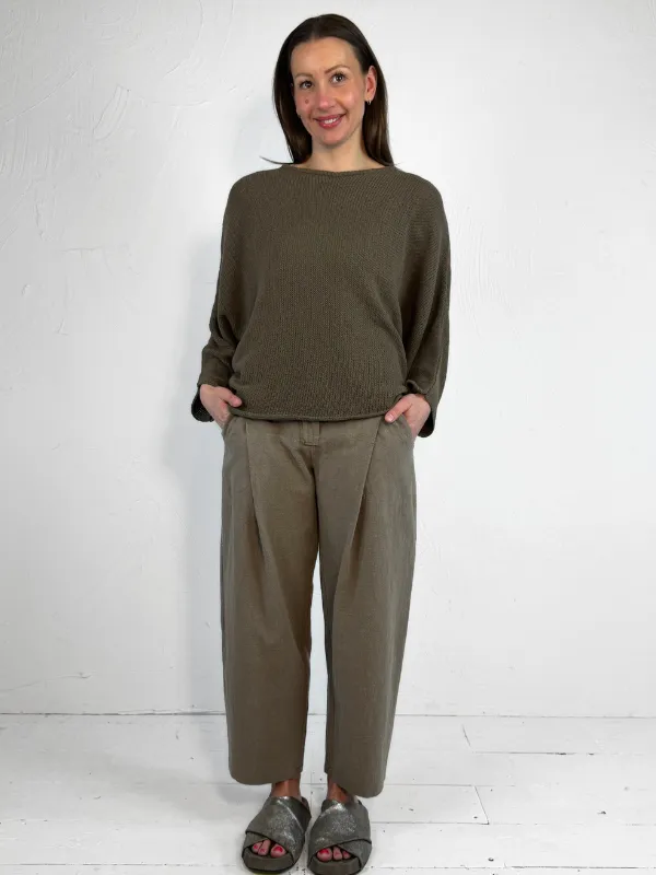 Lurdes Bergada Pleated Trousers 020- 2 Colours Day Hike