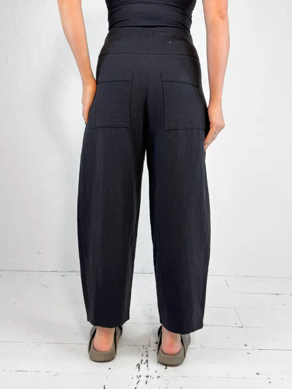 NonChafingLegs Move Freely Lurdes Bergada Pleated Trousers 020- 2 Colours