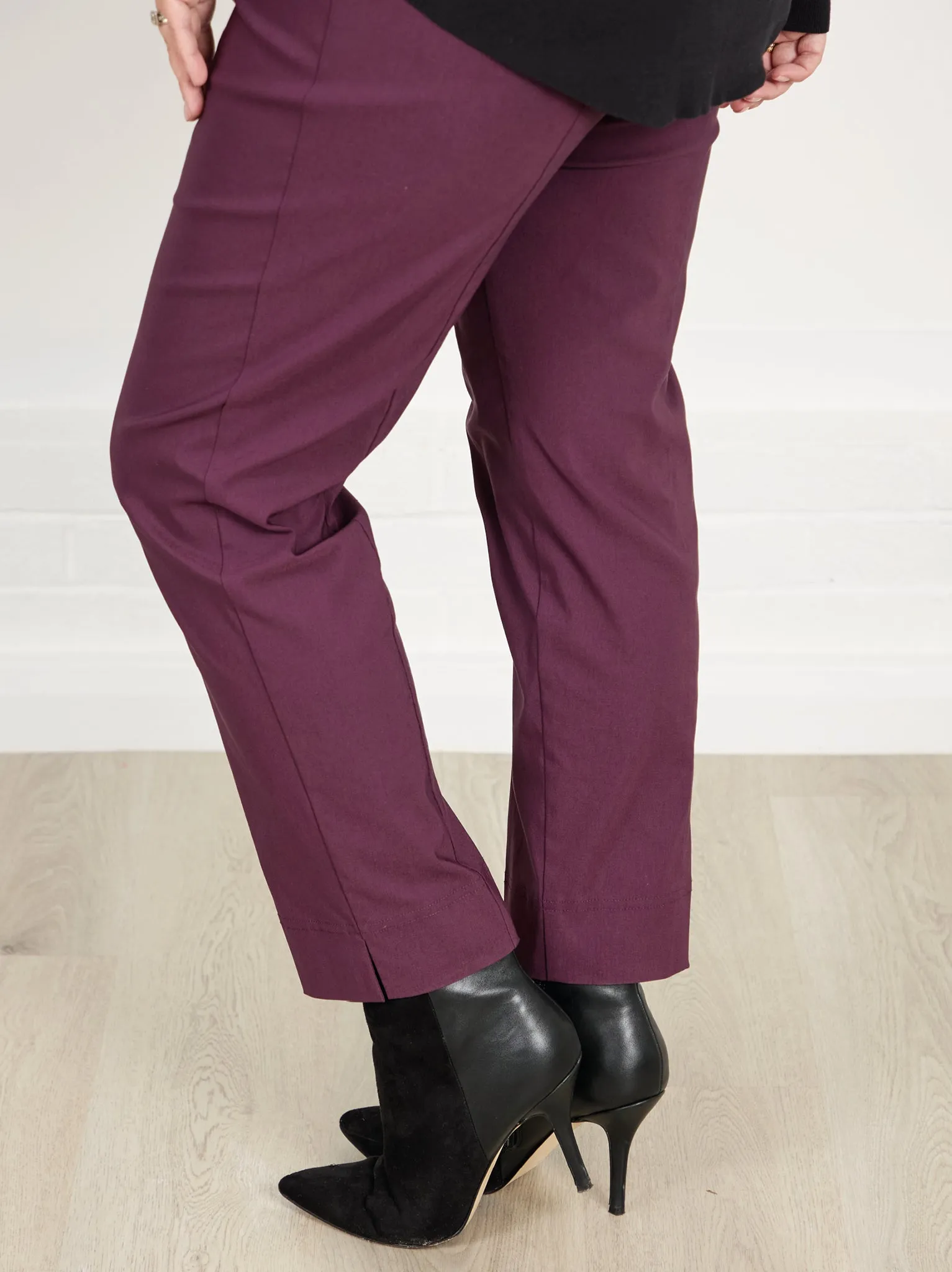 WrinkleResistantMaterial Daily Comfort Fit Marie FL by ROBELL Stretch Trouser - Merlot