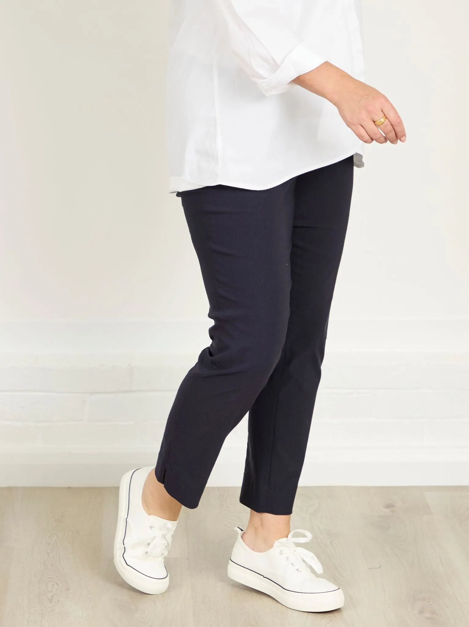 QuickReleaseBuckle Marie FL by ROBELL Stretch Trouser - Navy