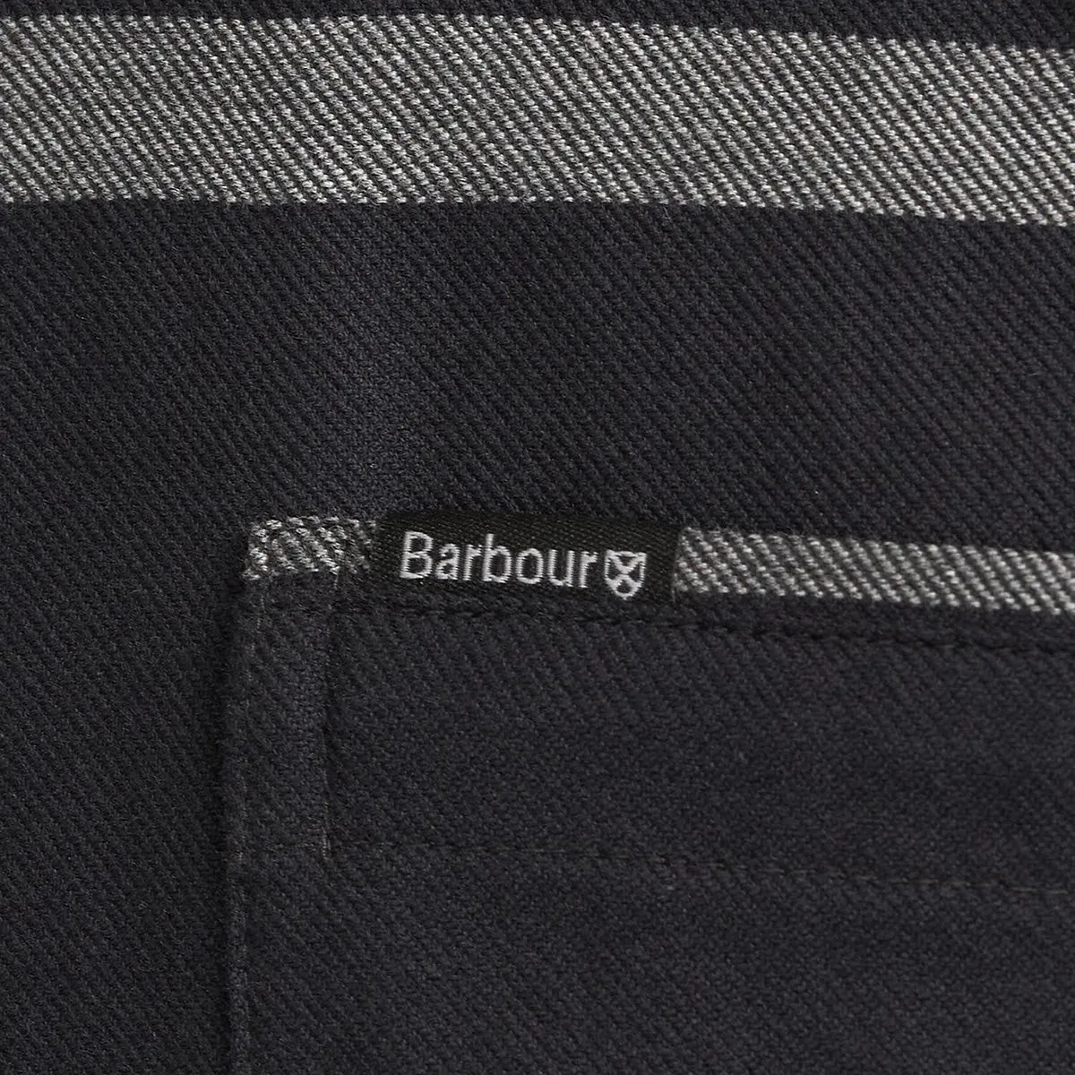 Barbour - Dunoon TF Shirt in Graphite Light Outfit