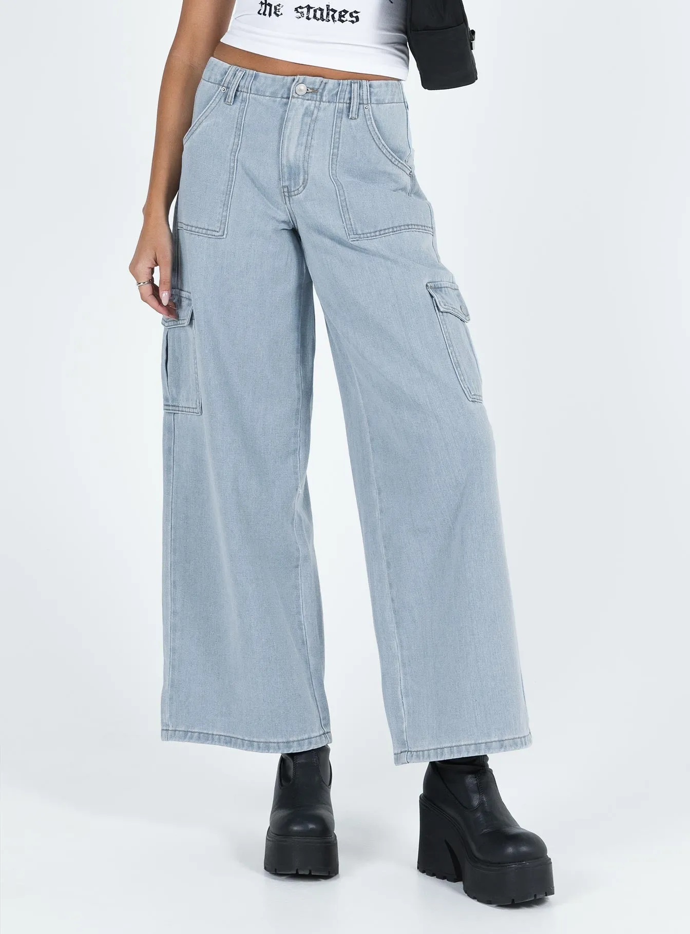 Adrianne Wide Leg Cargo Jeans Light Wash Denim Fashion Lover Youth Style Smooth Always Needed