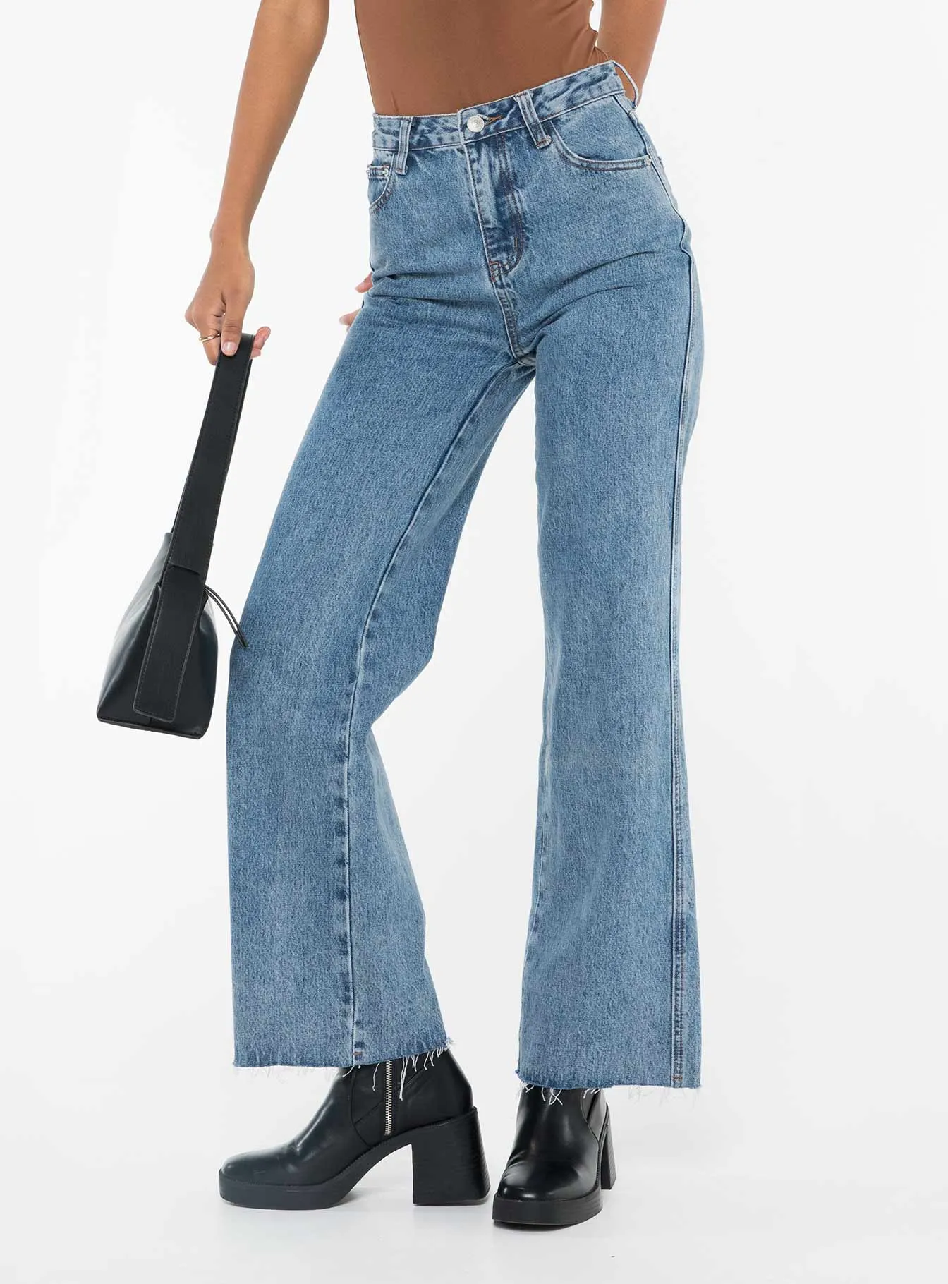 Arlington High Rise Straight Leg Jeans Mid Wash Casual Dressing