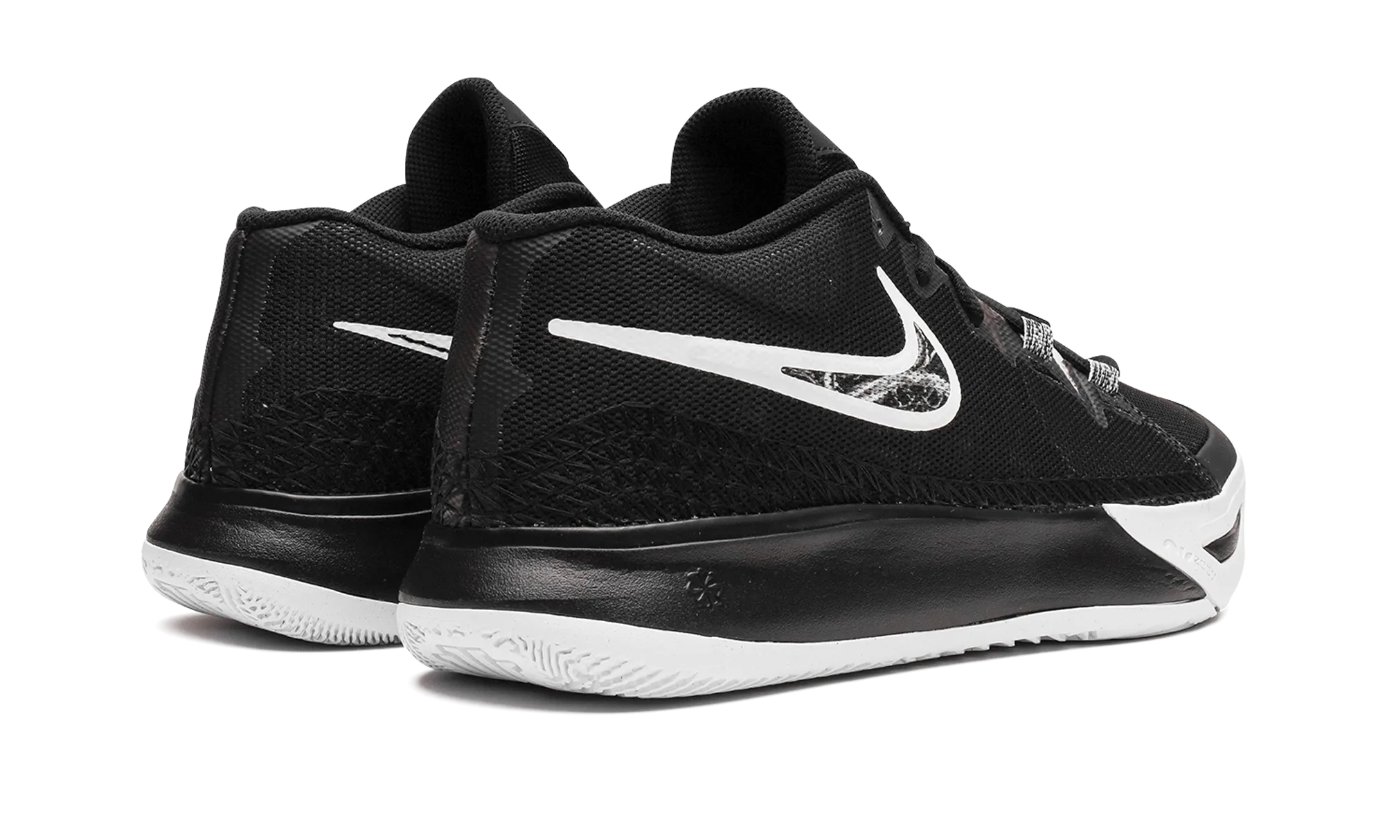 Kyrie Flytrap VI "Iron Grey" low - arch - feature shoes Style - enhancing