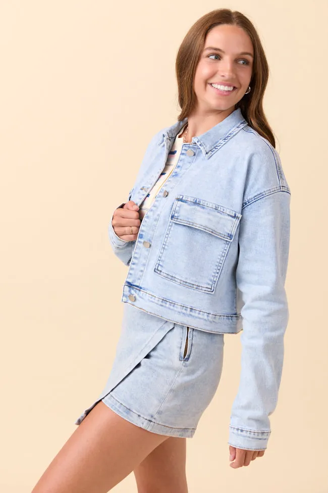 My Favorite Light Wash Denim Jacket Warmth Retention Layered Insulation