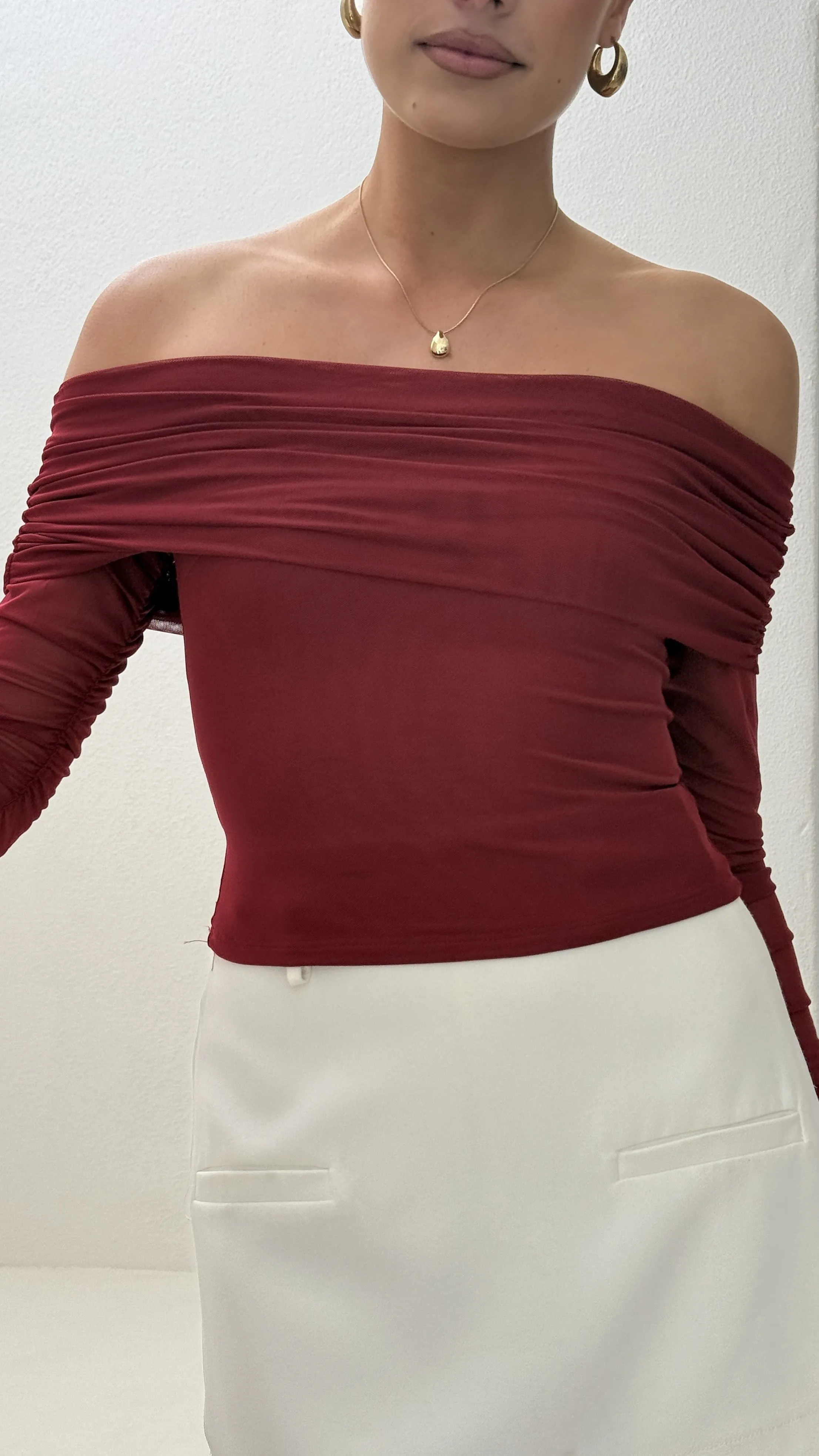 Easy Layer Water Soul Isadora Off Shoulder Top - Wine