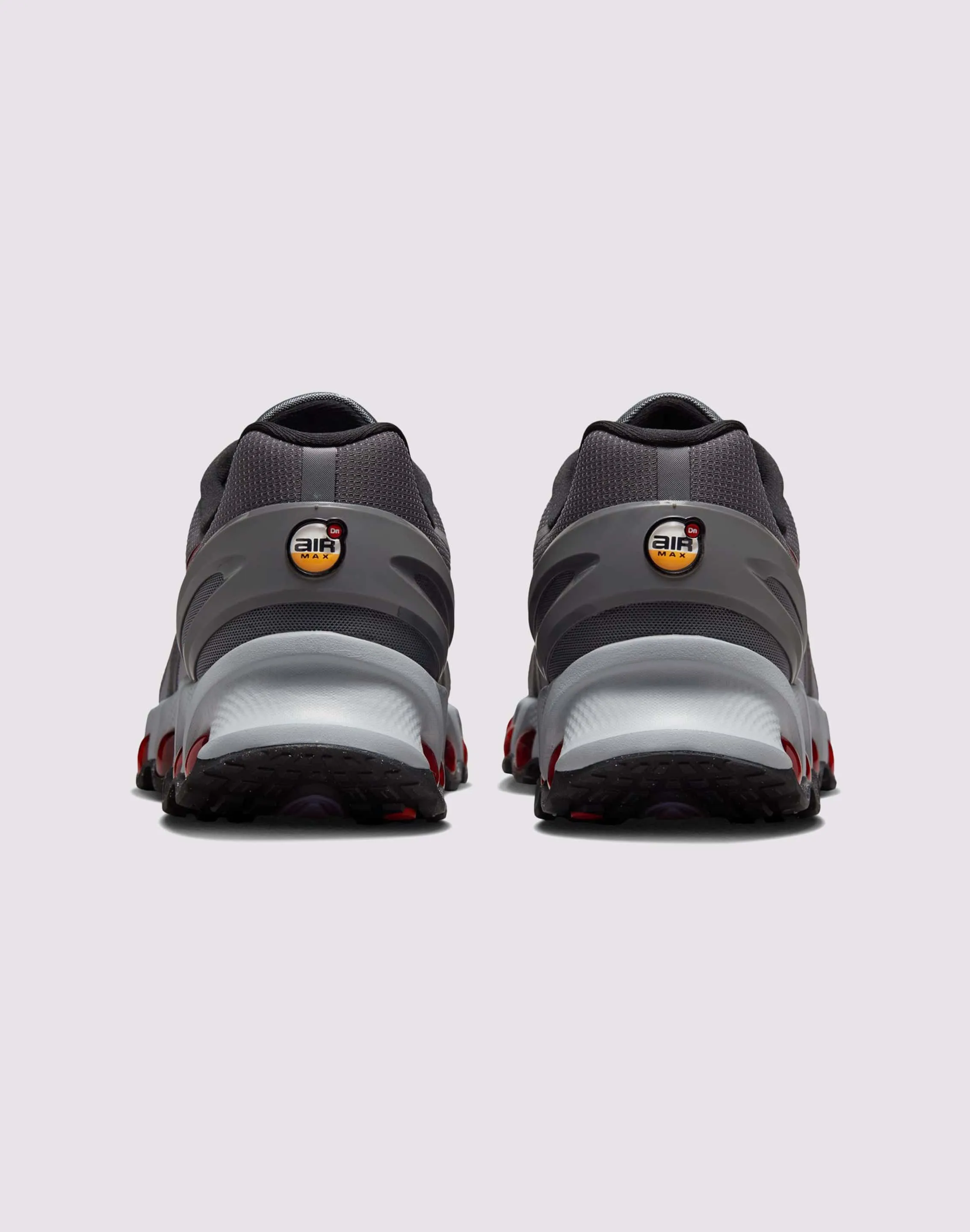Training Day Nike Air Max Dn8 "Grey Crimson"