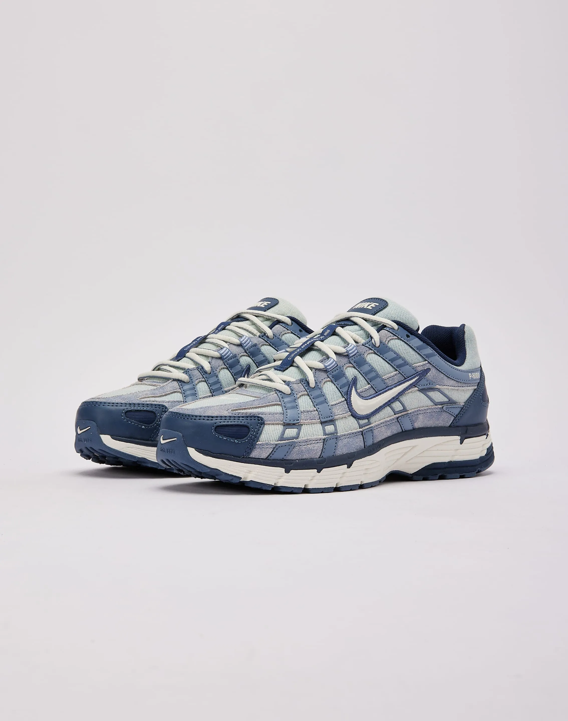 Nike P-6000 SE Torsional Stability Web color - orange