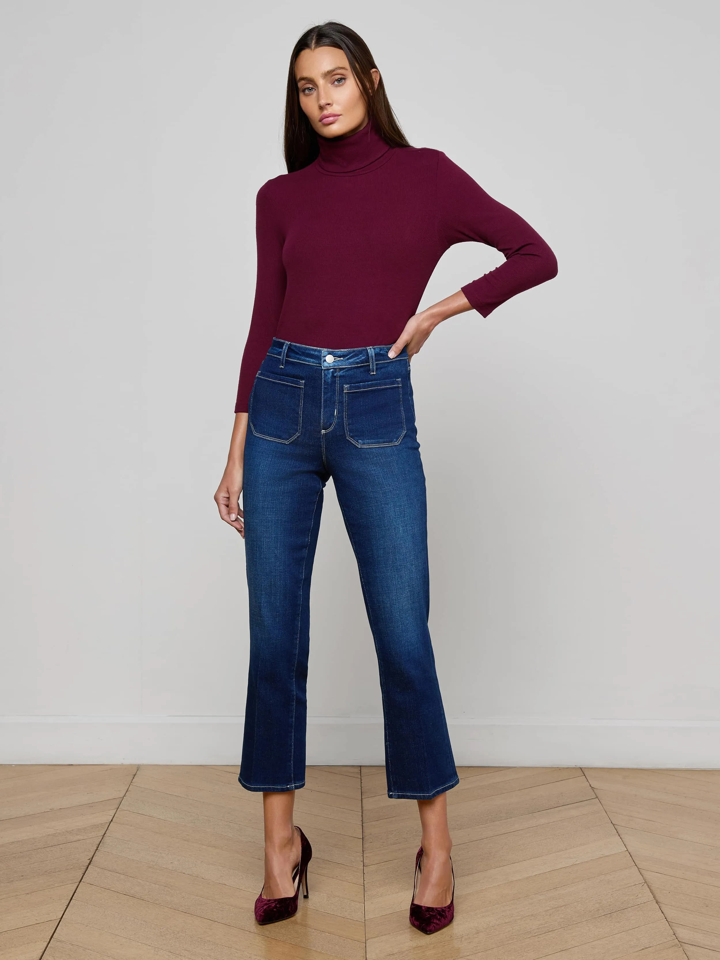 Go-To Basic Noya Cropped Slim Flare Jean