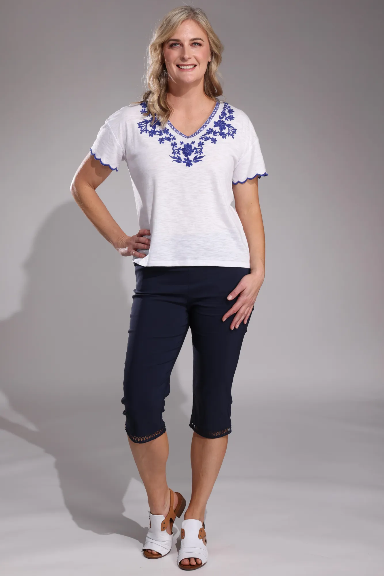 Mid Calf Pants with lattice trim | NAVY | 6302A1 Comfort Fit