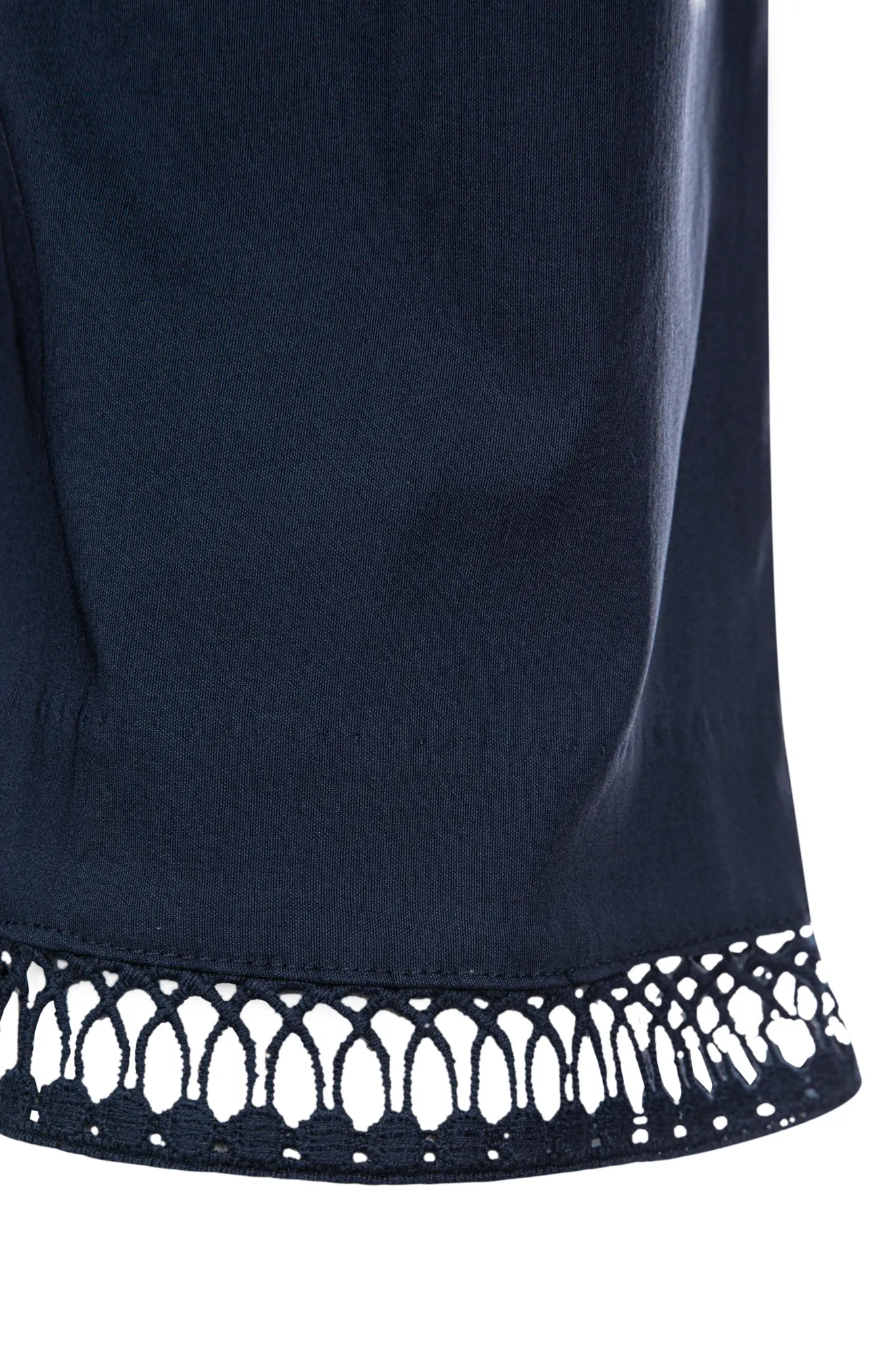 Stylish Cut Non Slip Waist Grip Mid Calf Pants with lattice trim | NAVY | 6302A1