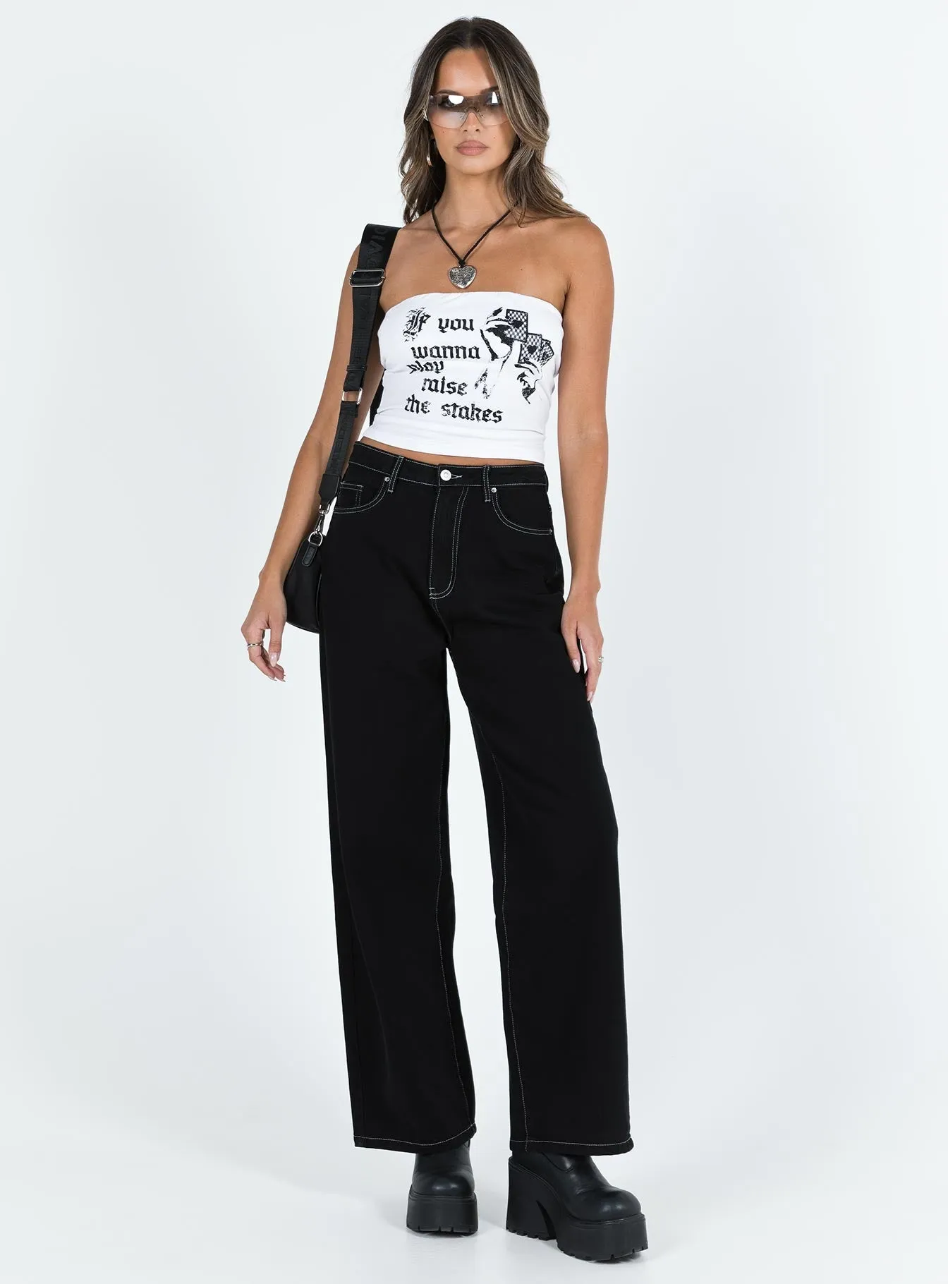 Pip Jeans Black Rainy Day Chill Outfit Nature Lover