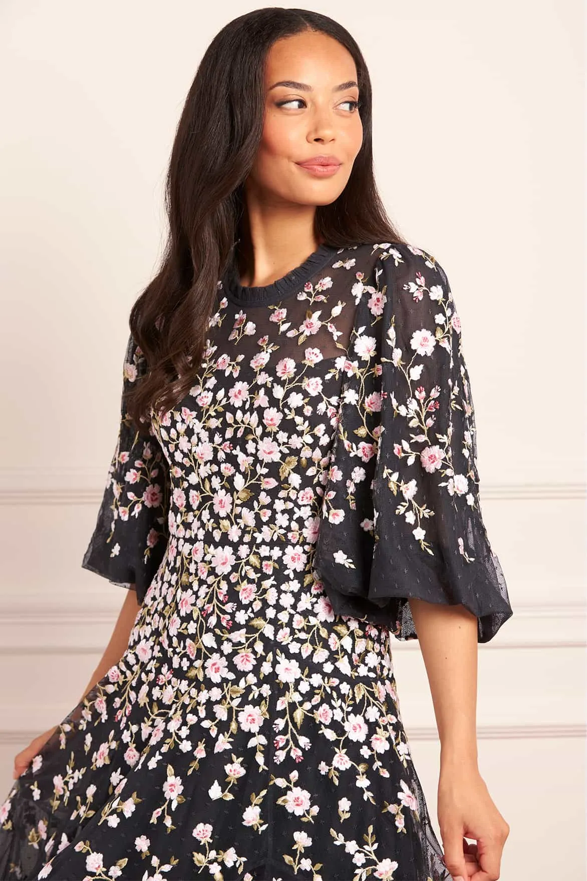 Sylvia Rose Round Neck Ankle Gown Comfy Style Retro Detail