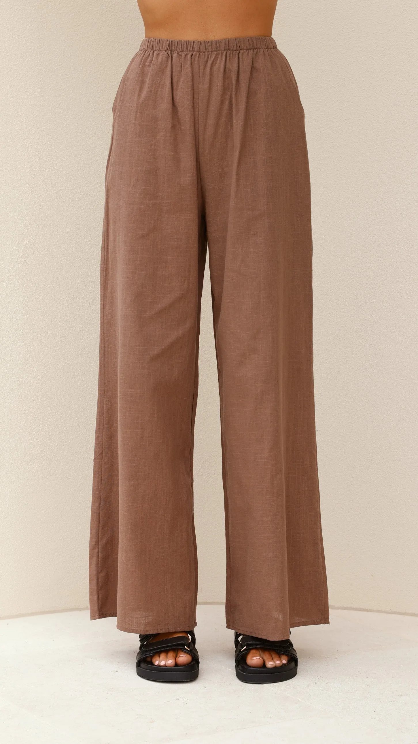 Cozy Robe Light Sweatshirt Sharni Strapless Pleat Top and Pants Set - Chocolate