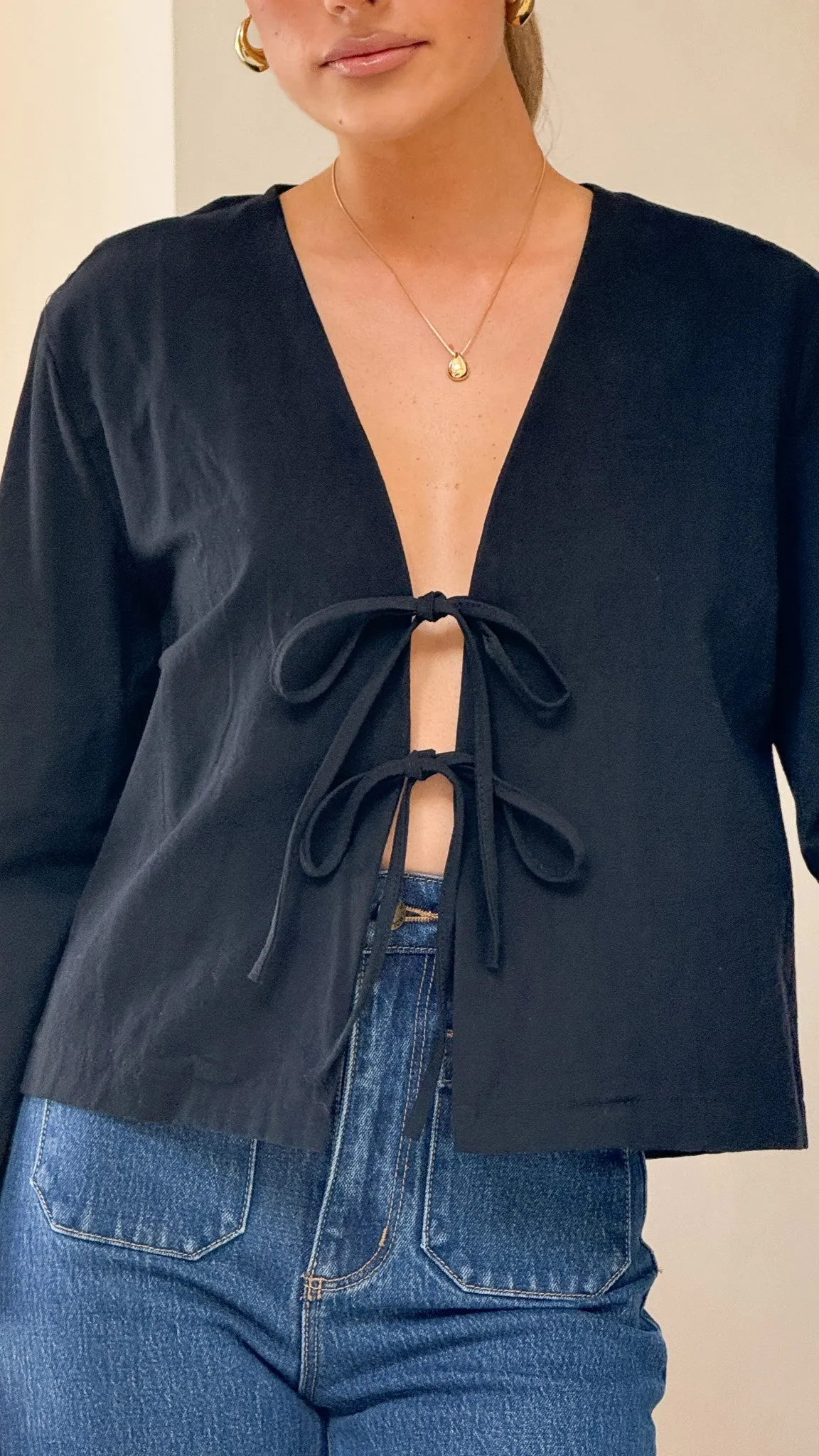 Kiera Tie Front Top - Black StaticFreeLining TumbleDry Safe