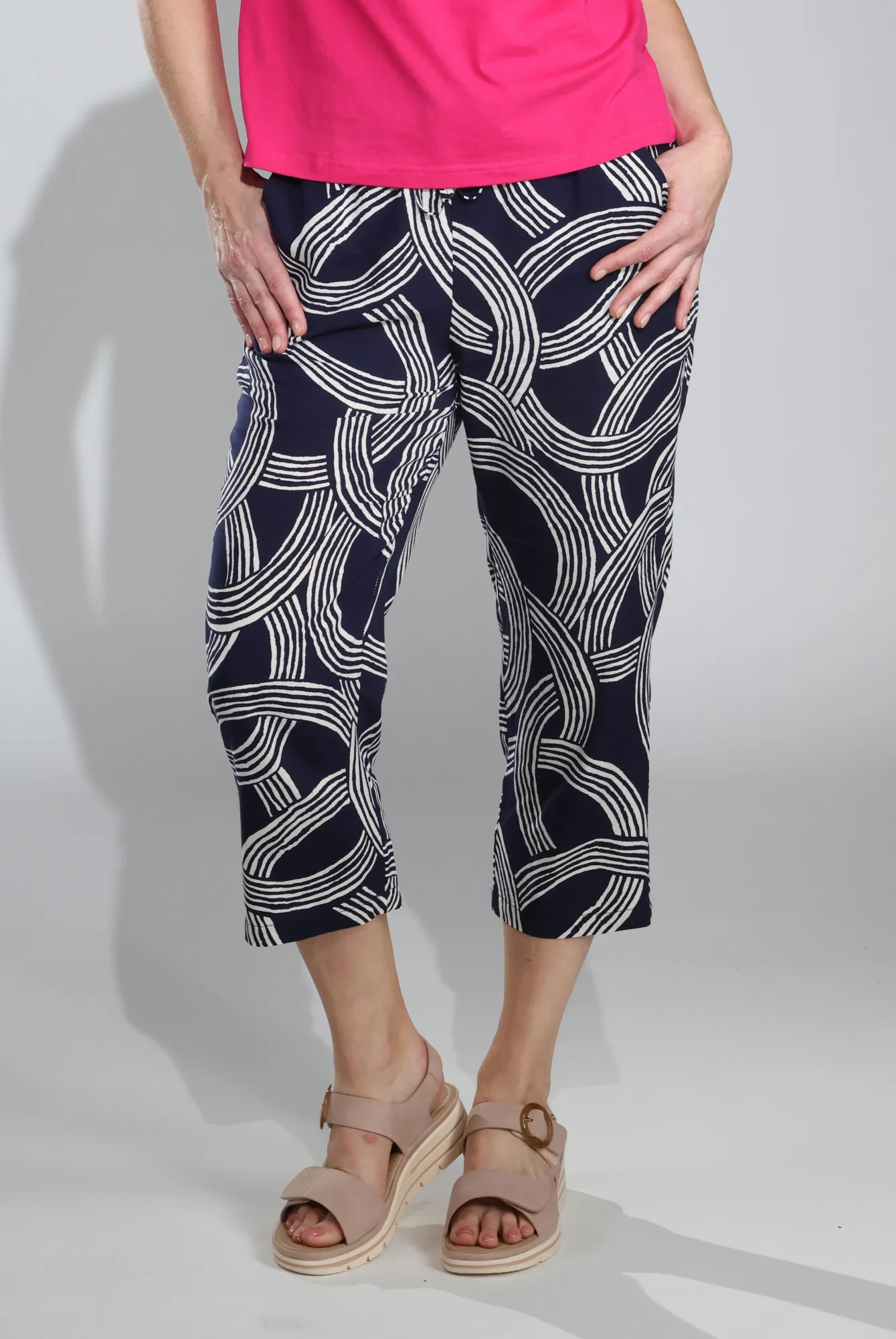 Printed Viscose Mid Calf Pants | Navy Ivory Circles | 3369C1 Casual Look