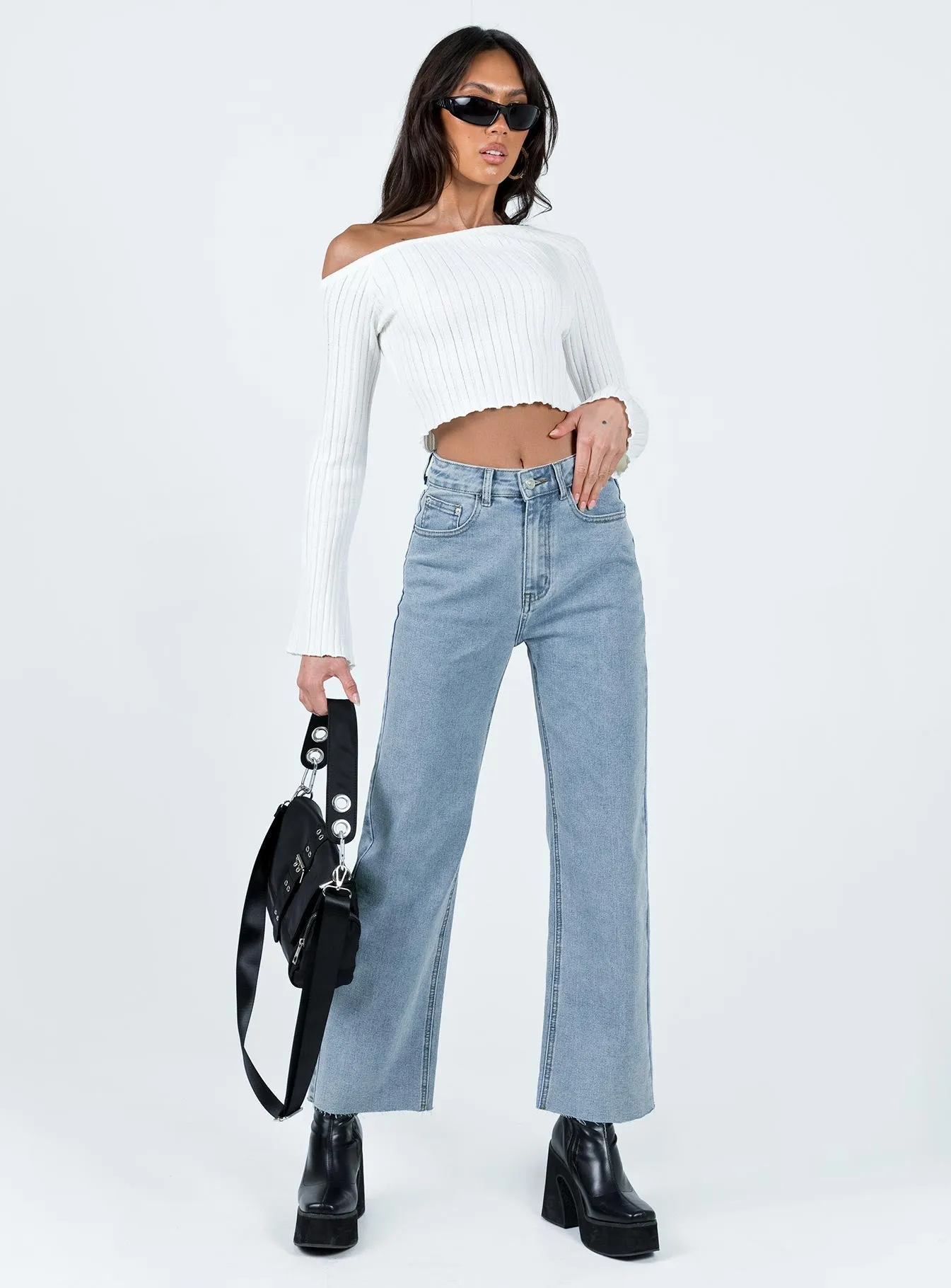 Pyrene Straight Leg Jeans Mid Wash Denim Outfit Plan