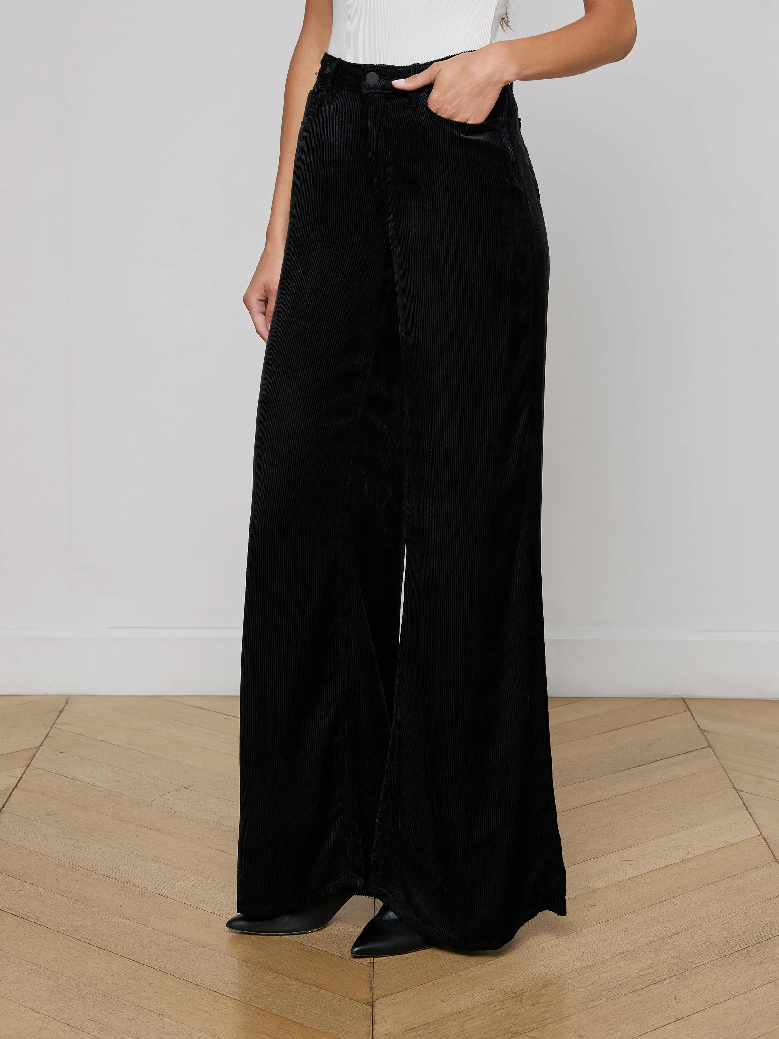 Quincy Wide-Leg Corduroy Jean Slim Design