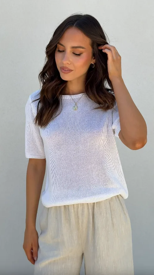 Hike Fit Seasonal Style Summer Tee - White