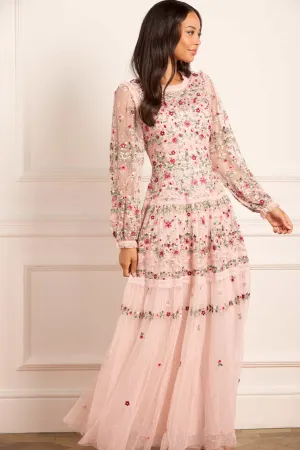 Pose Glow Ribbon Bouquet Gown