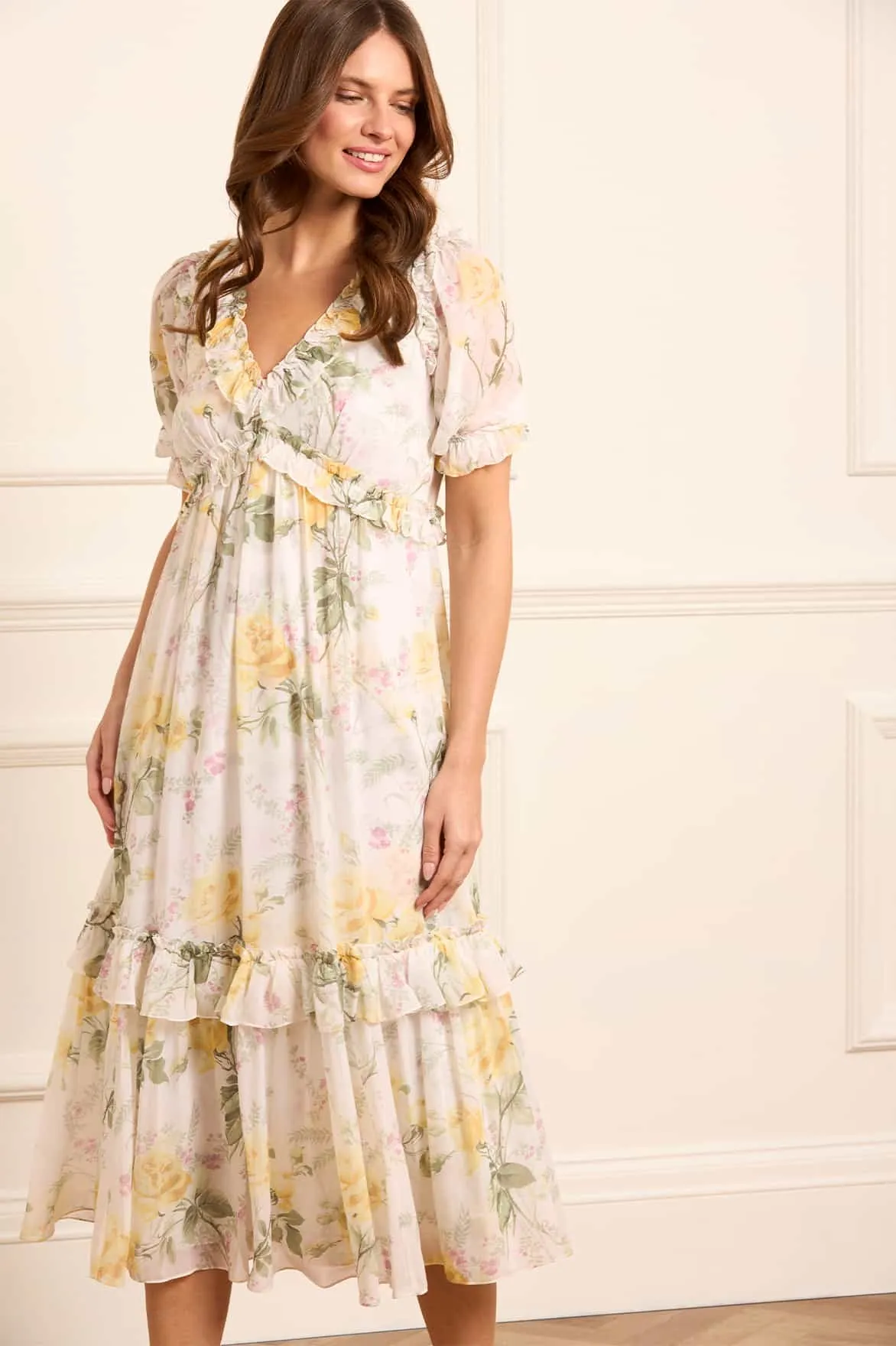 Flattering Silhouette Tailored Waistband Rose Chiffon Short Sleeve Ballerina Dress