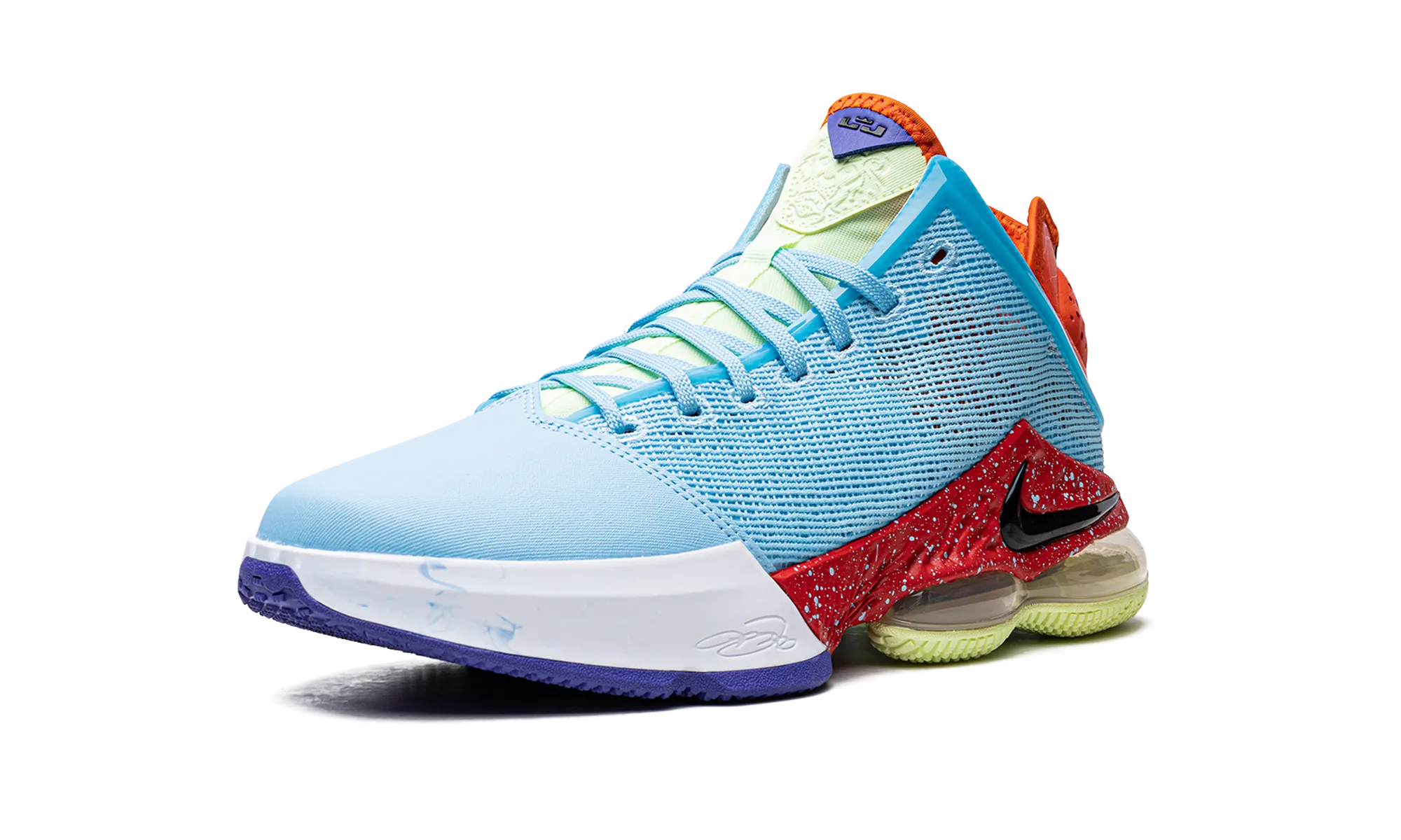 running in a softball field area shoes LeBron 19 Low "Blue Chill"