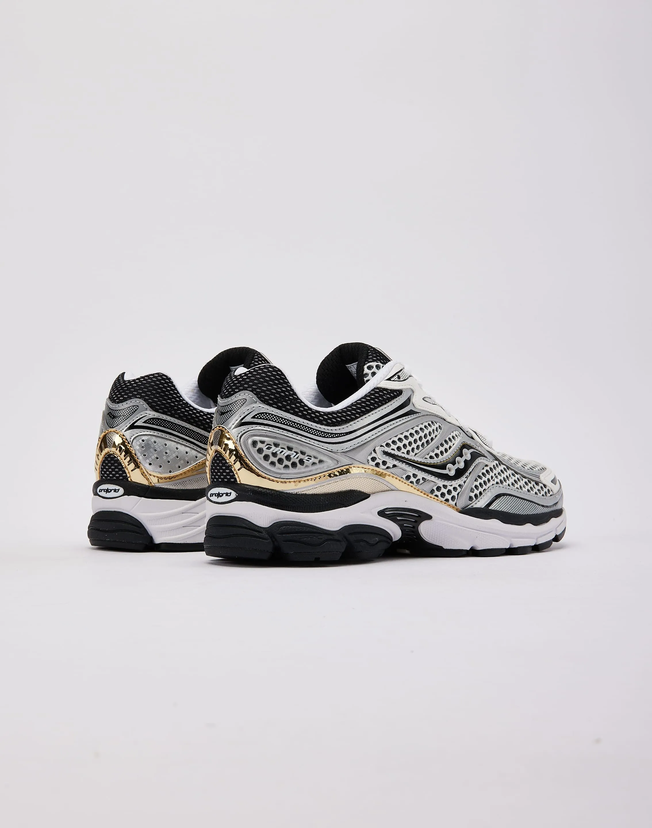 Performance Gear running for energy boost Saucony  ProGrid Omni 9