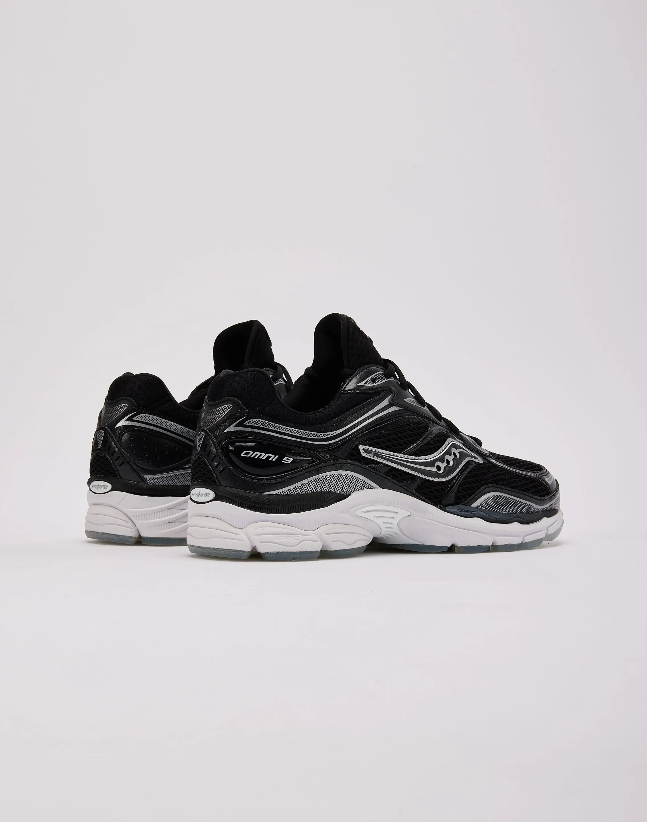 Flexible Outsole Grooves Saucony ProGrid Omni 9