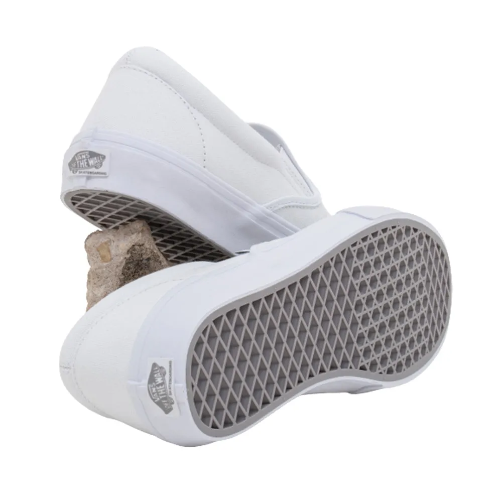 Calm Step Skate Slip-On (True White) VBU