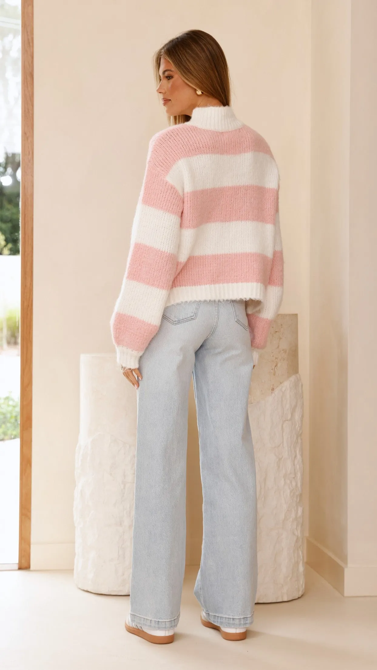 Classic Mode Ergonomic Pattern Dante Knitted Sweater - White / Pink Stripe