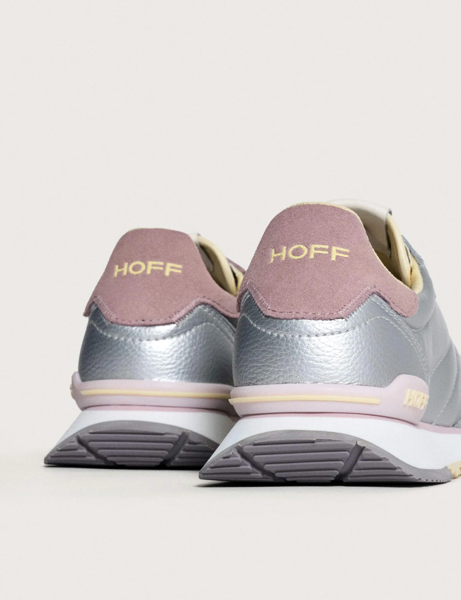 Effortless Motion Work Hike Track & Field - Tiryns