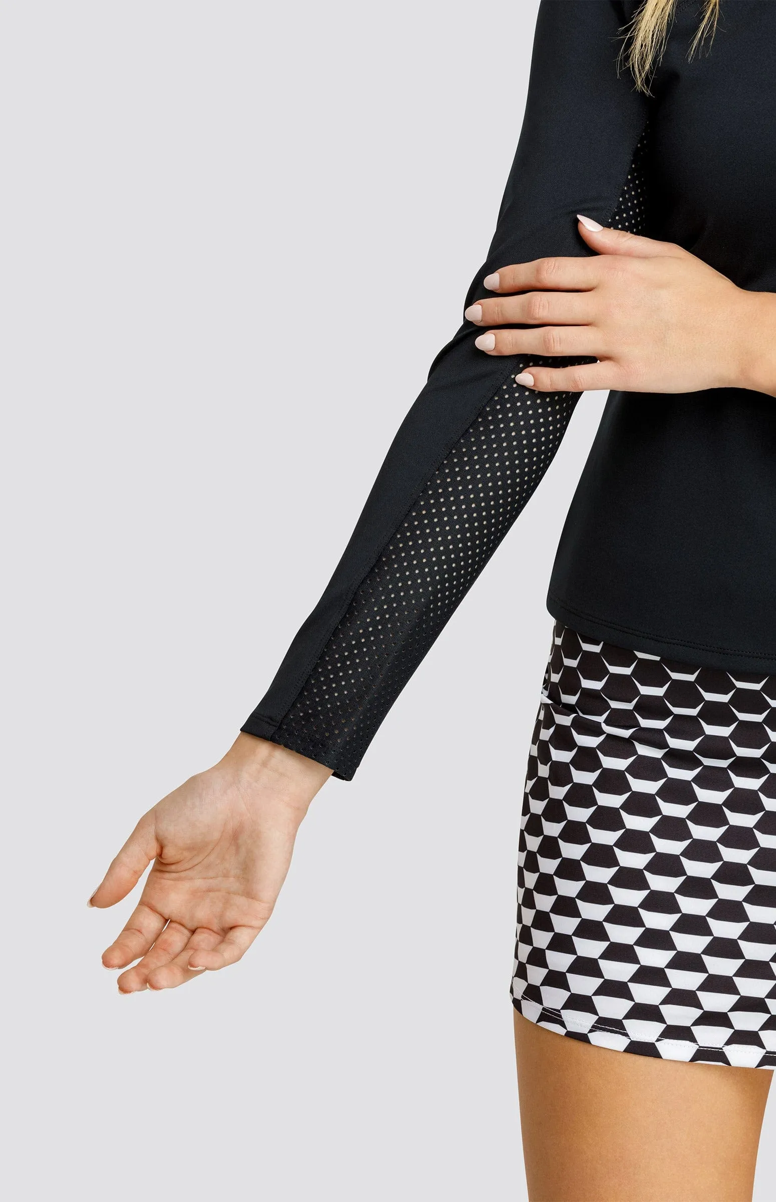 Sports Apparel Vintage Wash Legend Top - Onyx Black