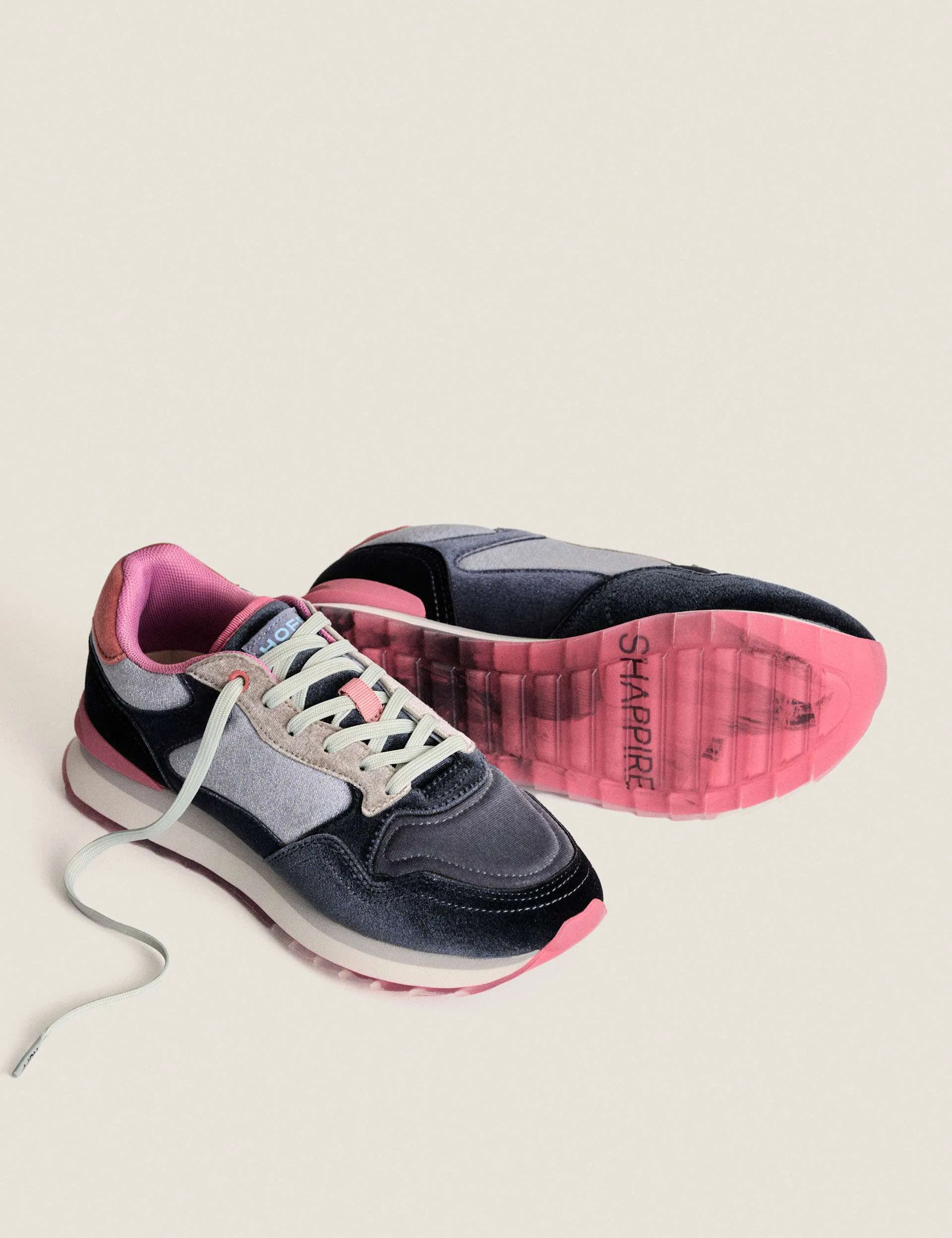 City - Sapphire Cool Look