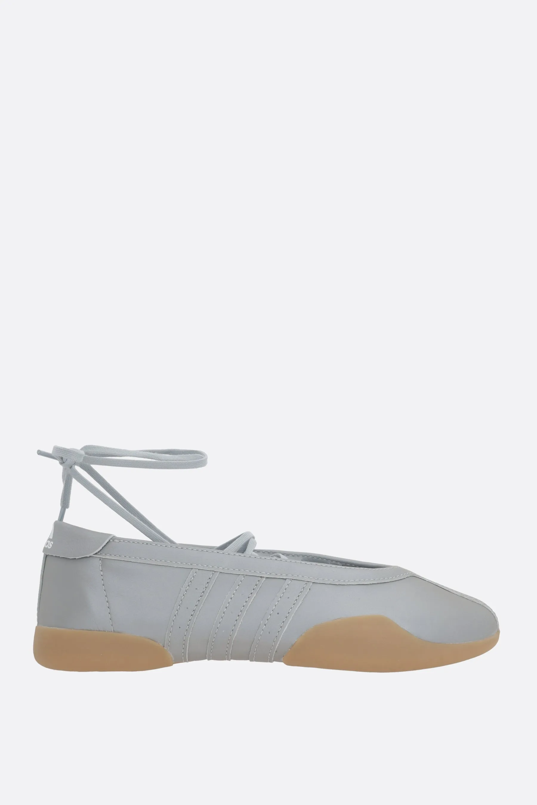 Comfy Base Taekwondo Mei ballerinas in laminated leather