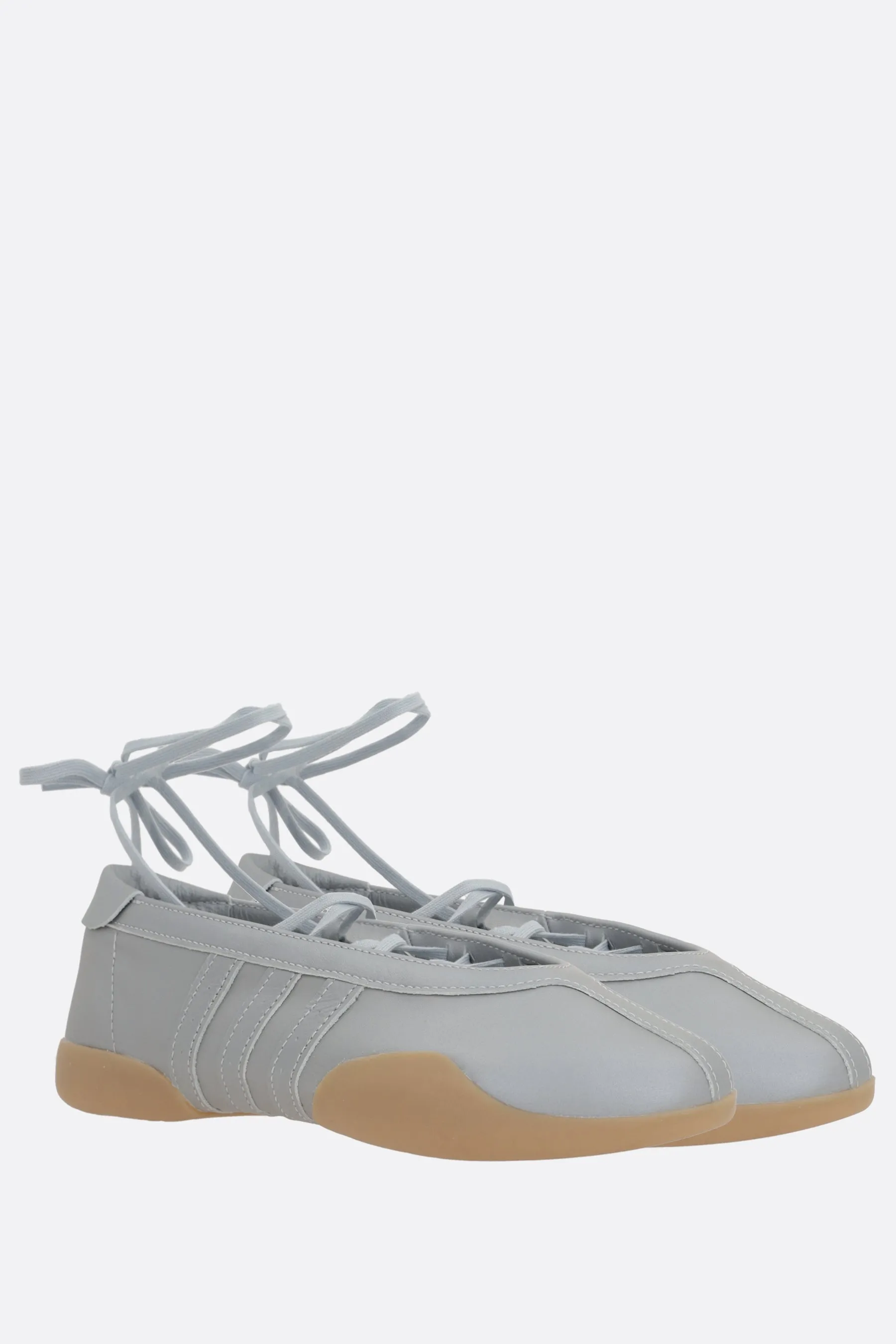 Easy Pair Friend Out Taekwondo Mei ballerinas in laminated leather