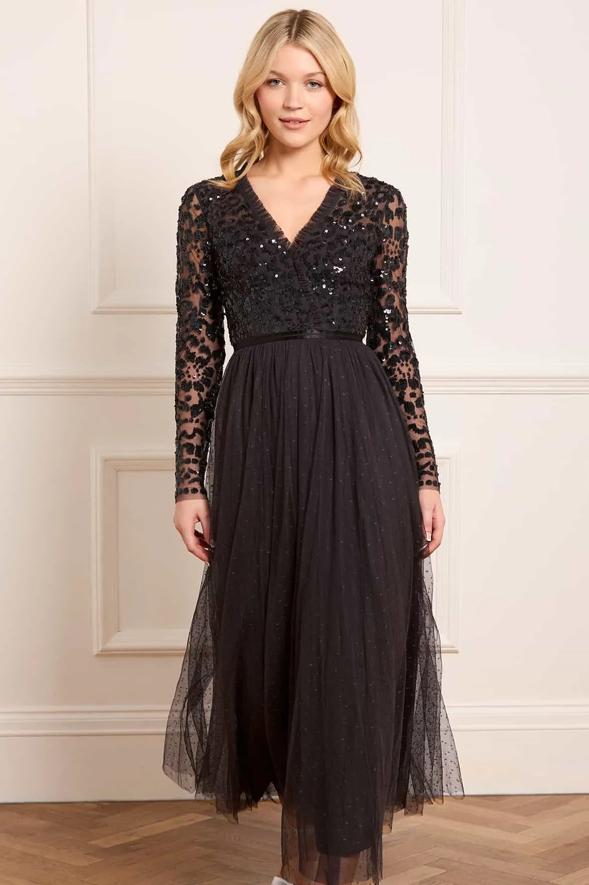 Tempest V-Neck Bodice Ankle Gown Church Scene