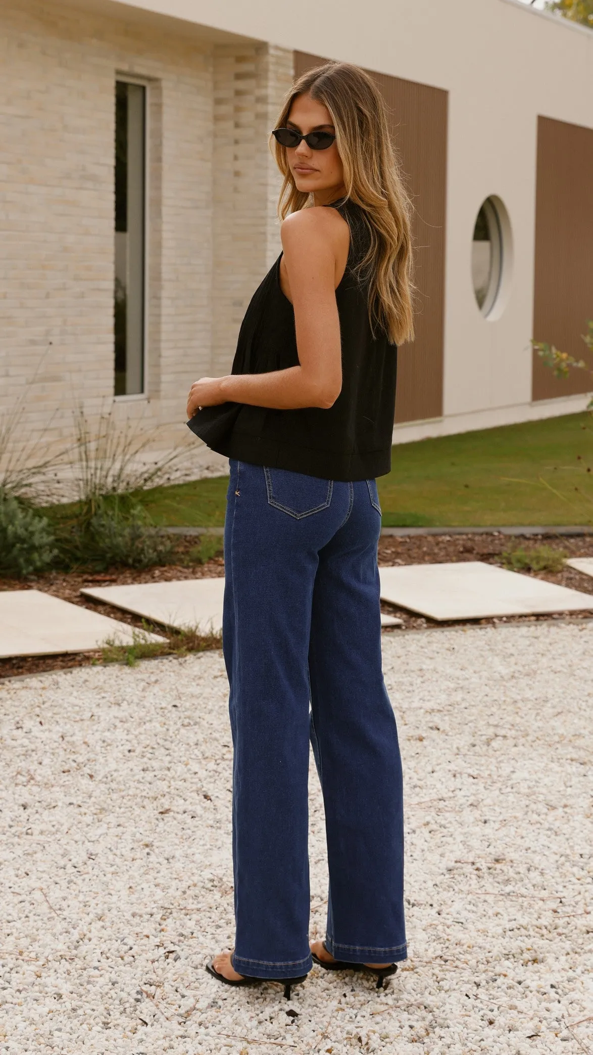 Cozy Style EcoFriendlyProduction Virtue Top - Black