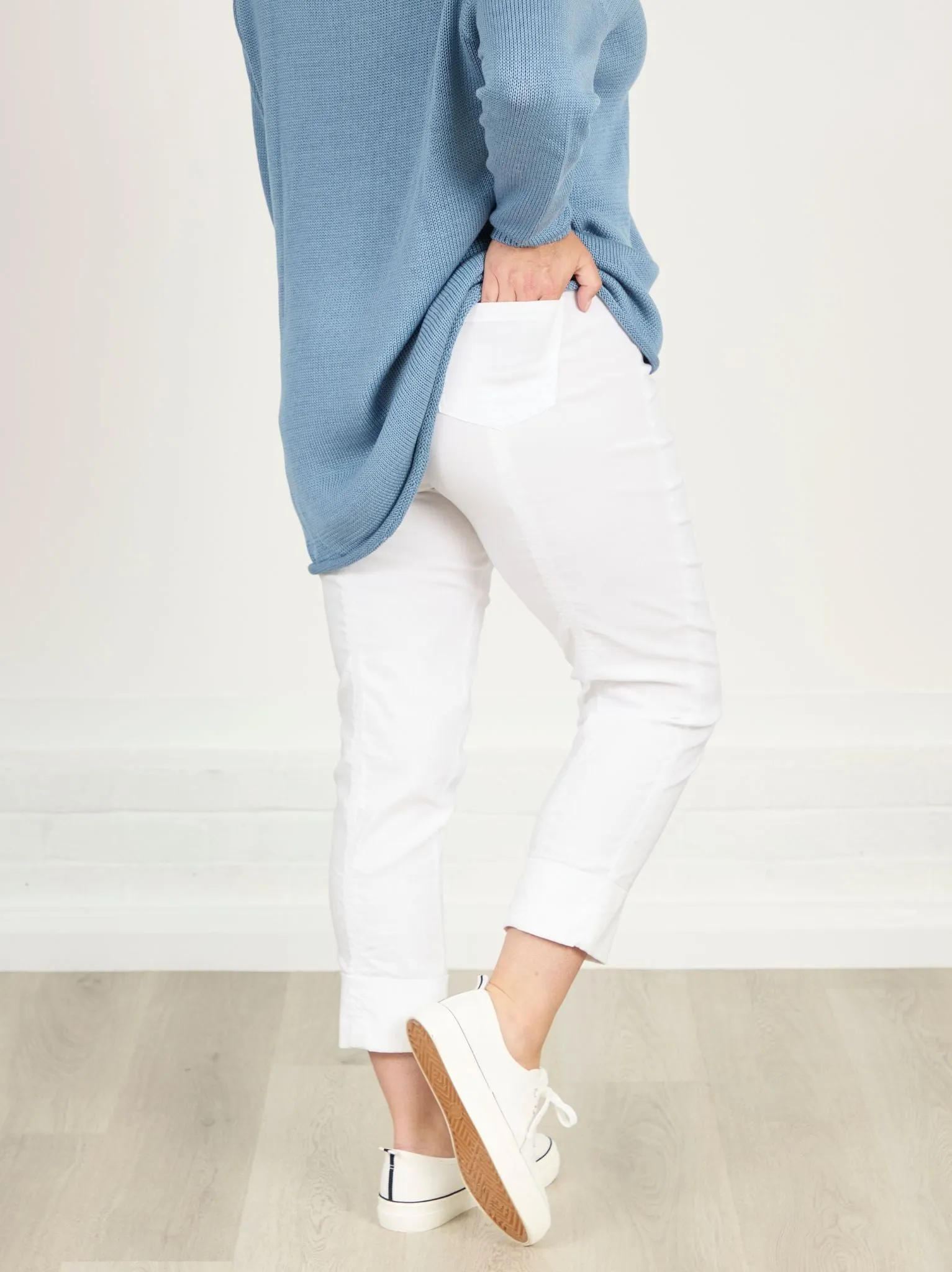 Flattering Fit Wear Cozy Style Bella 09 by ROBELL Cuff Stretch Trouser - White