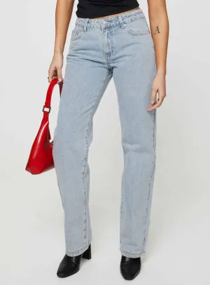 Trendy Fit Elegant Vibrant Textured Gazelle Jeans Light Wash Denim