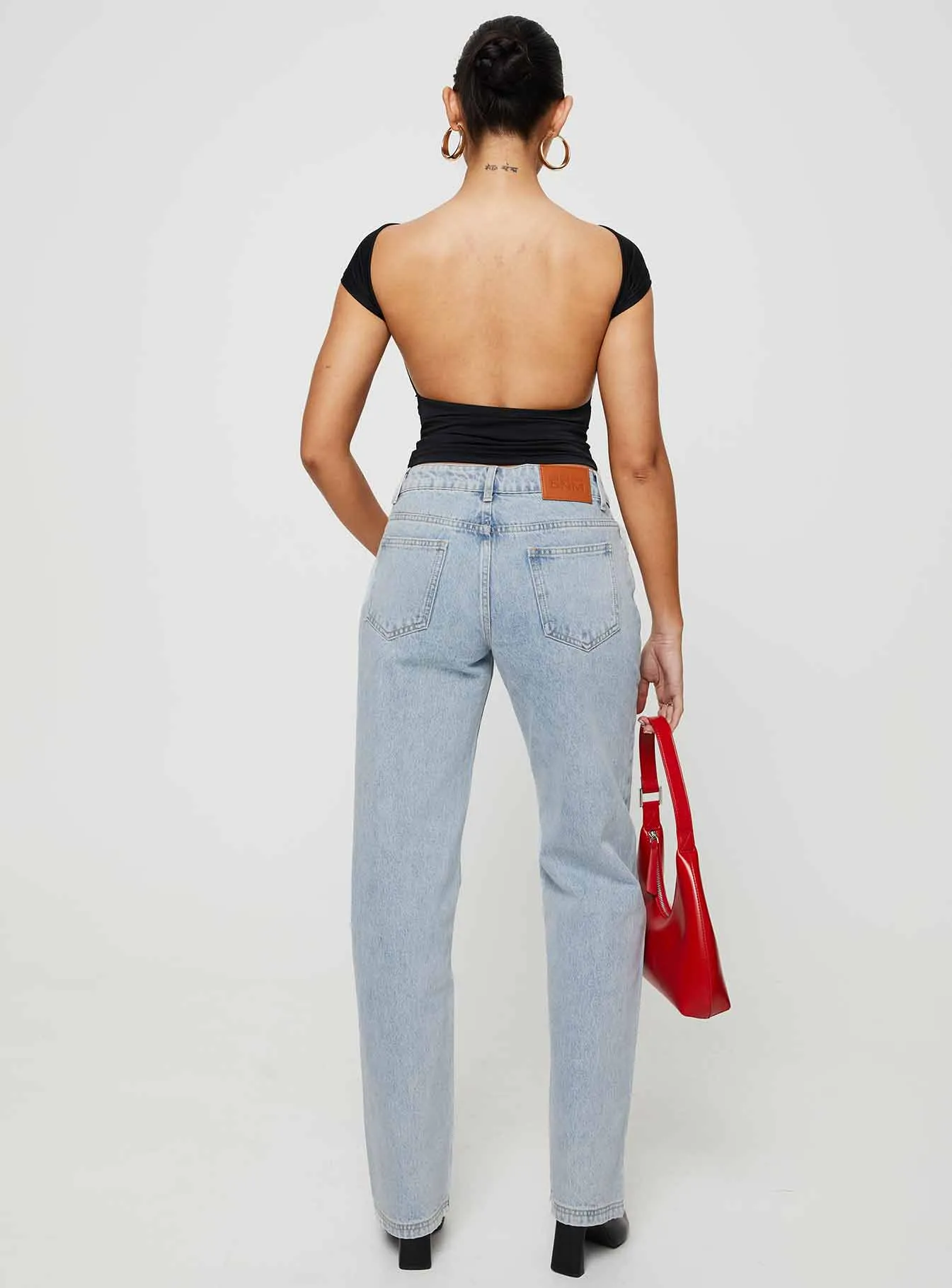 Go To Piece Layer game Gazelle Jeans Light Wash Denim