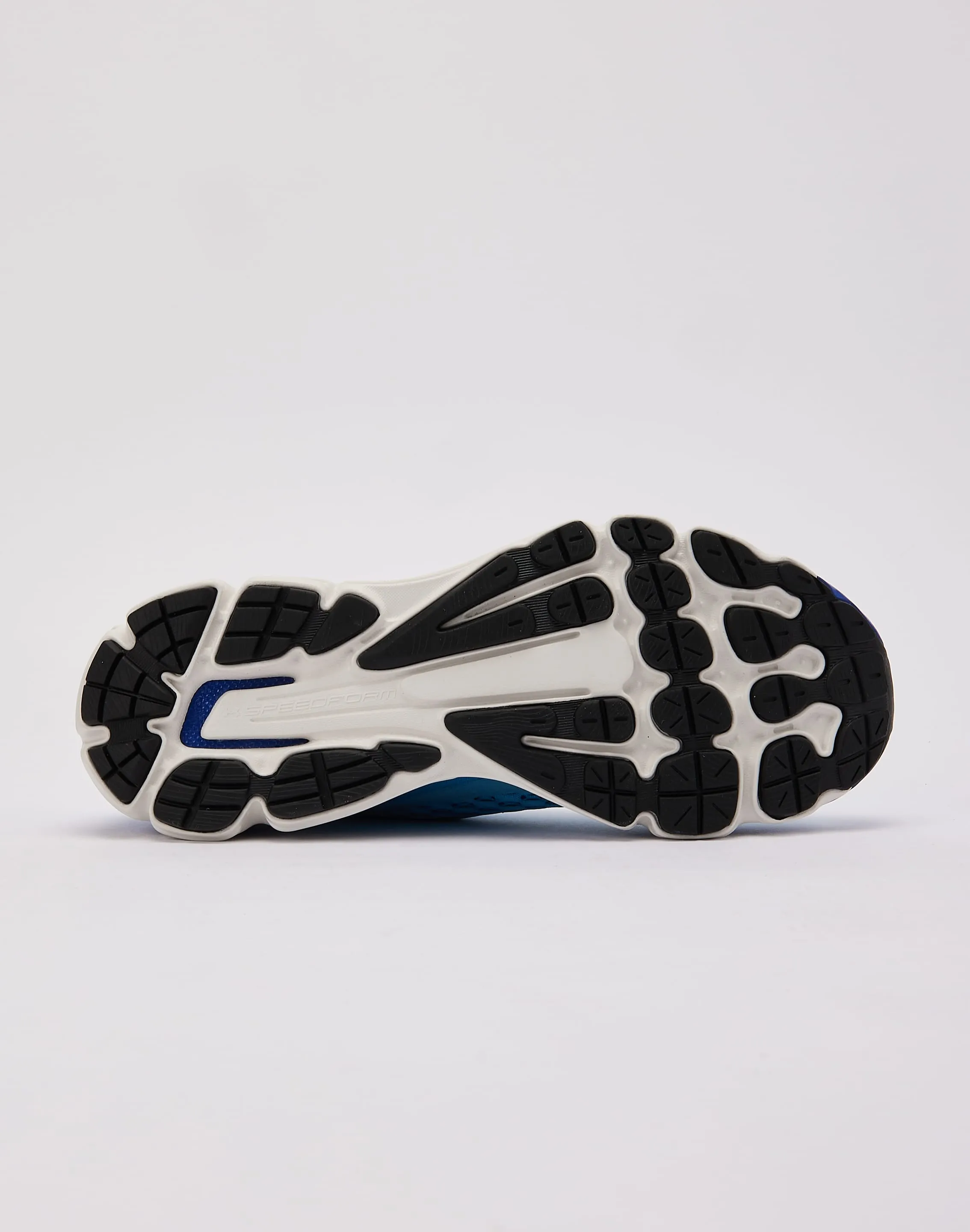 Leg Day running in park shoes Under Armour SpeedForm Gemini