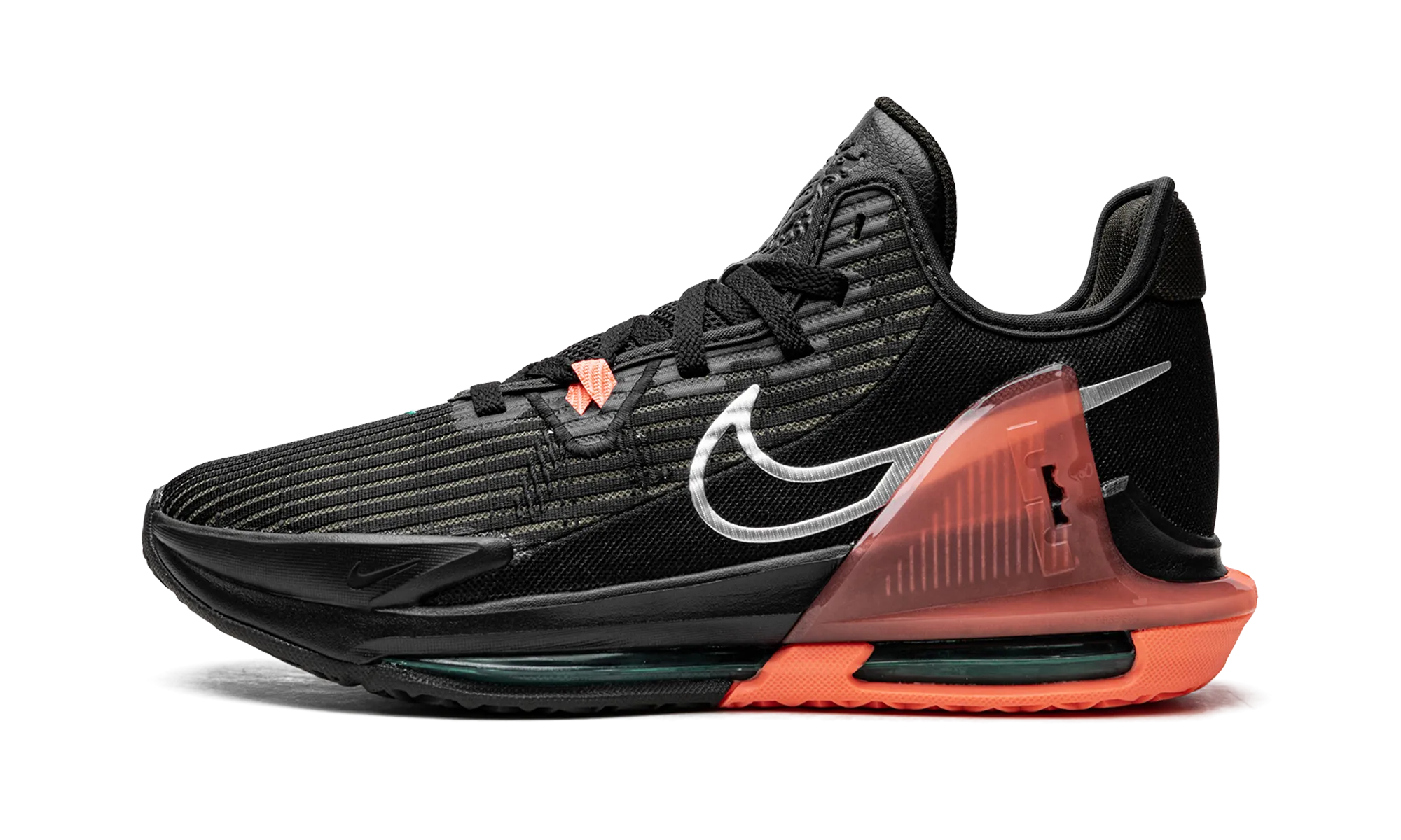 rainy - day - runner LeBron Witness VI "Black / Crimson Pulse"