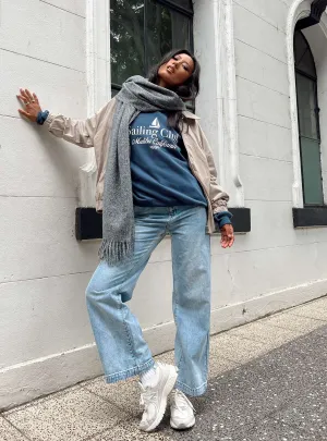 Brigid Jeans Mid Wash Denim Common Wear Fresh casual