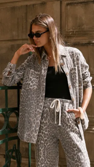 Stylish Jeans ComfortWaistband Vox Jacket - Leopard Print