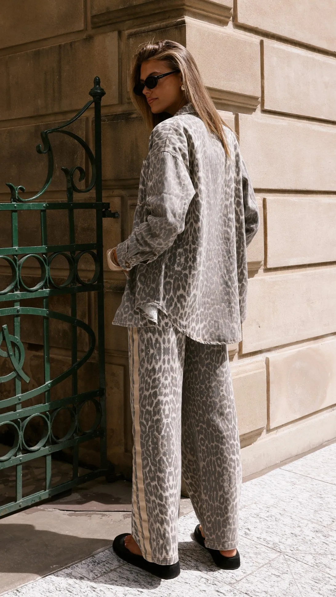 Vox Jacket - Leopard Print Hidden pockets