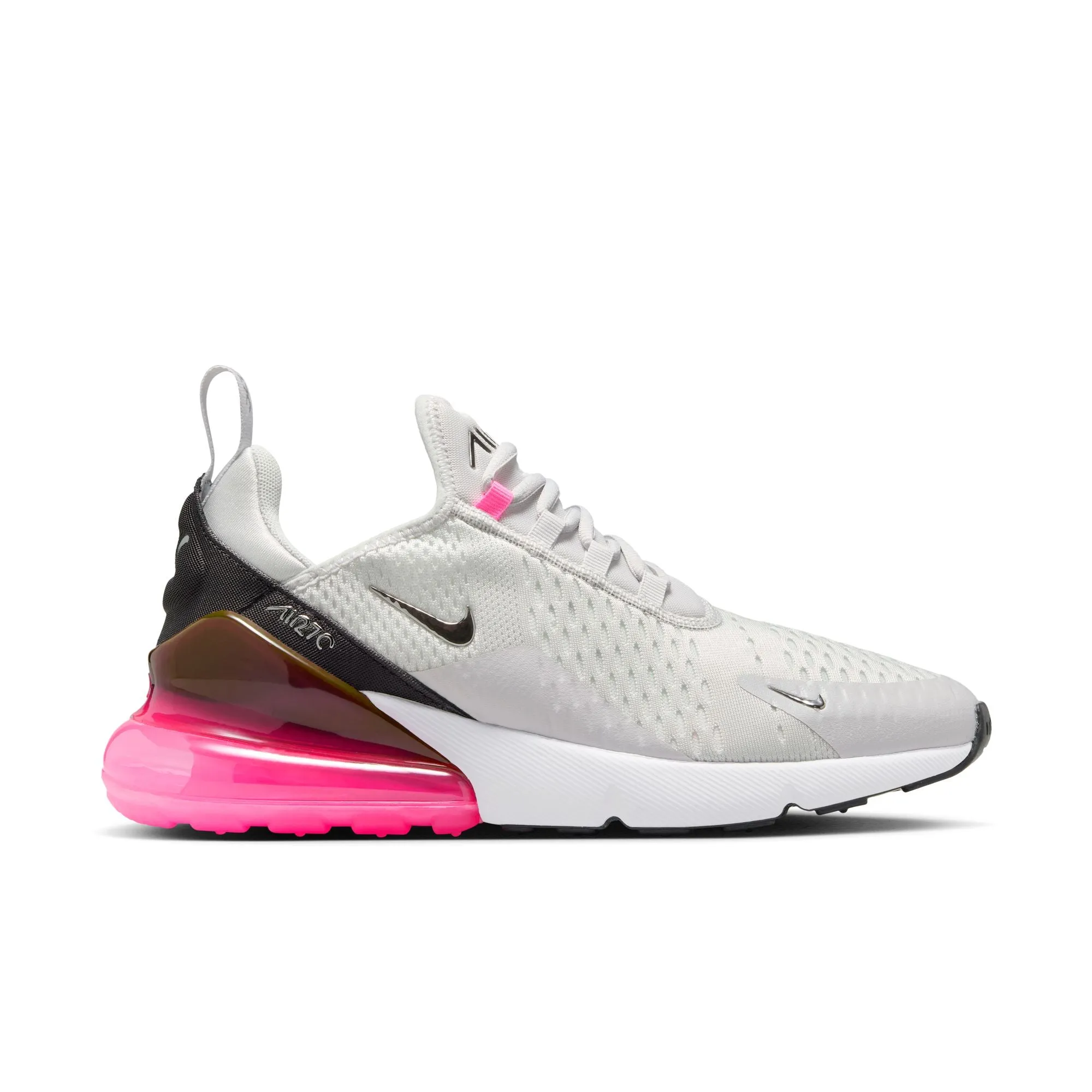 clean look Women's Nike Air Max 270