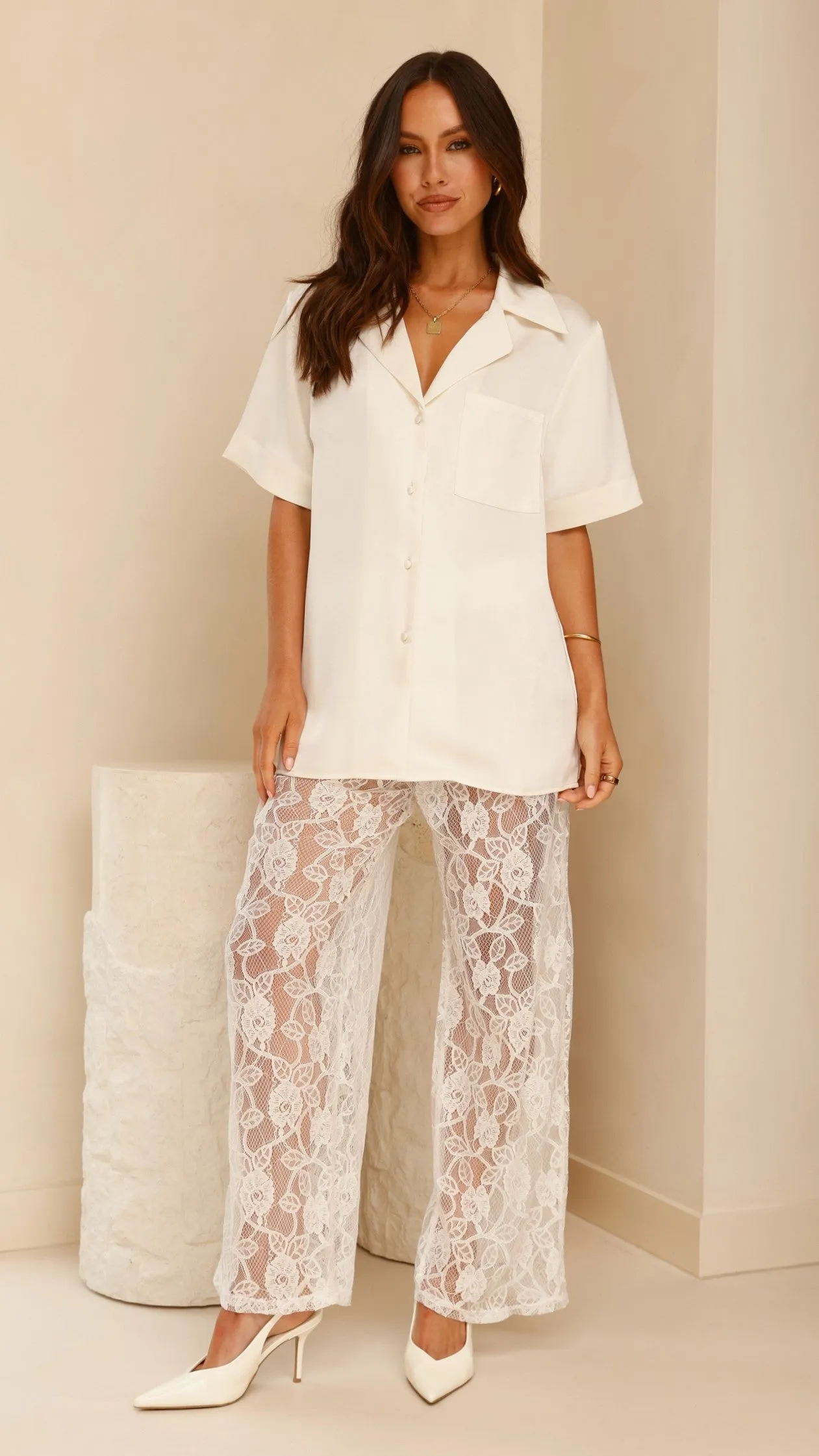 SmoothGripFastenings Luxury Core Courtney Button Up Shirt - Cream